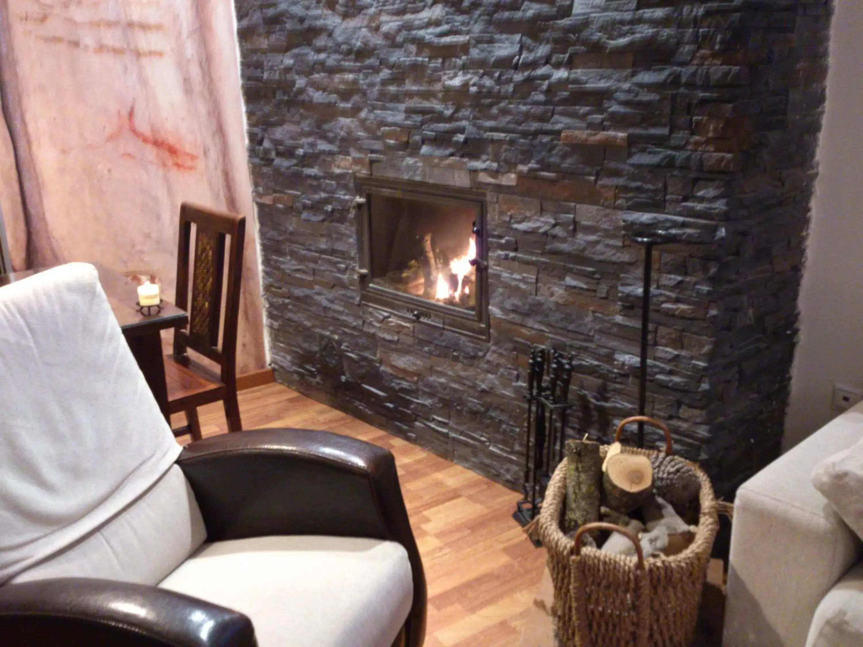 Living room in Apartamentos Ardales Living room in Apartamentos Ardales