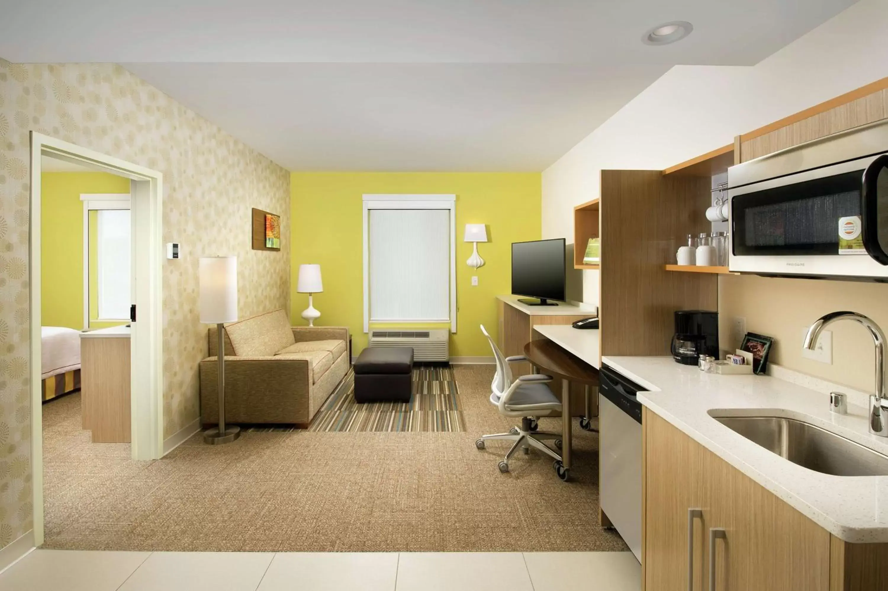 Bedroom, Kitchen/Kitchenette in Home2 Suites by Hilton Louisville East Hurstbourne