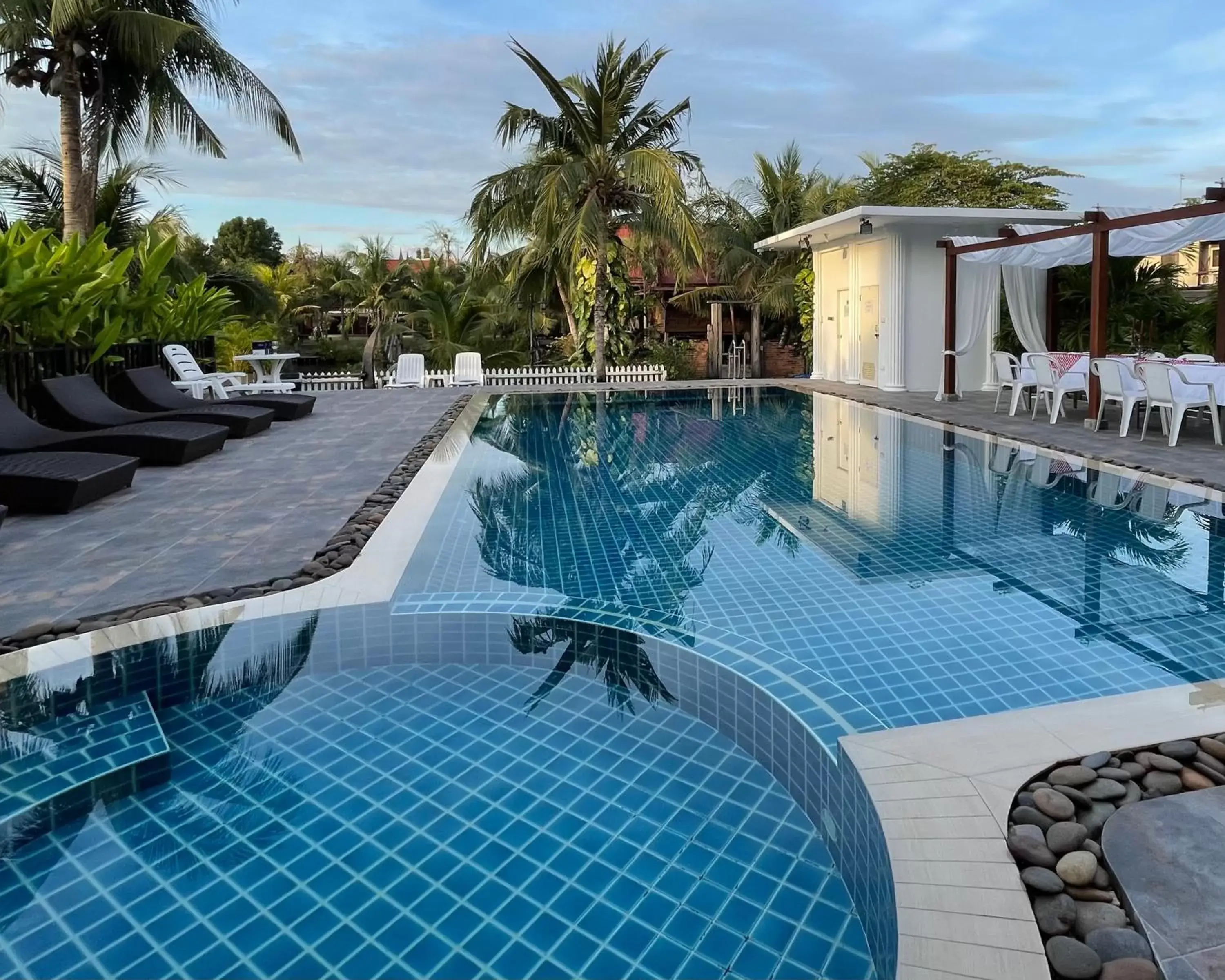 Swimming Pool in Baan Thai House