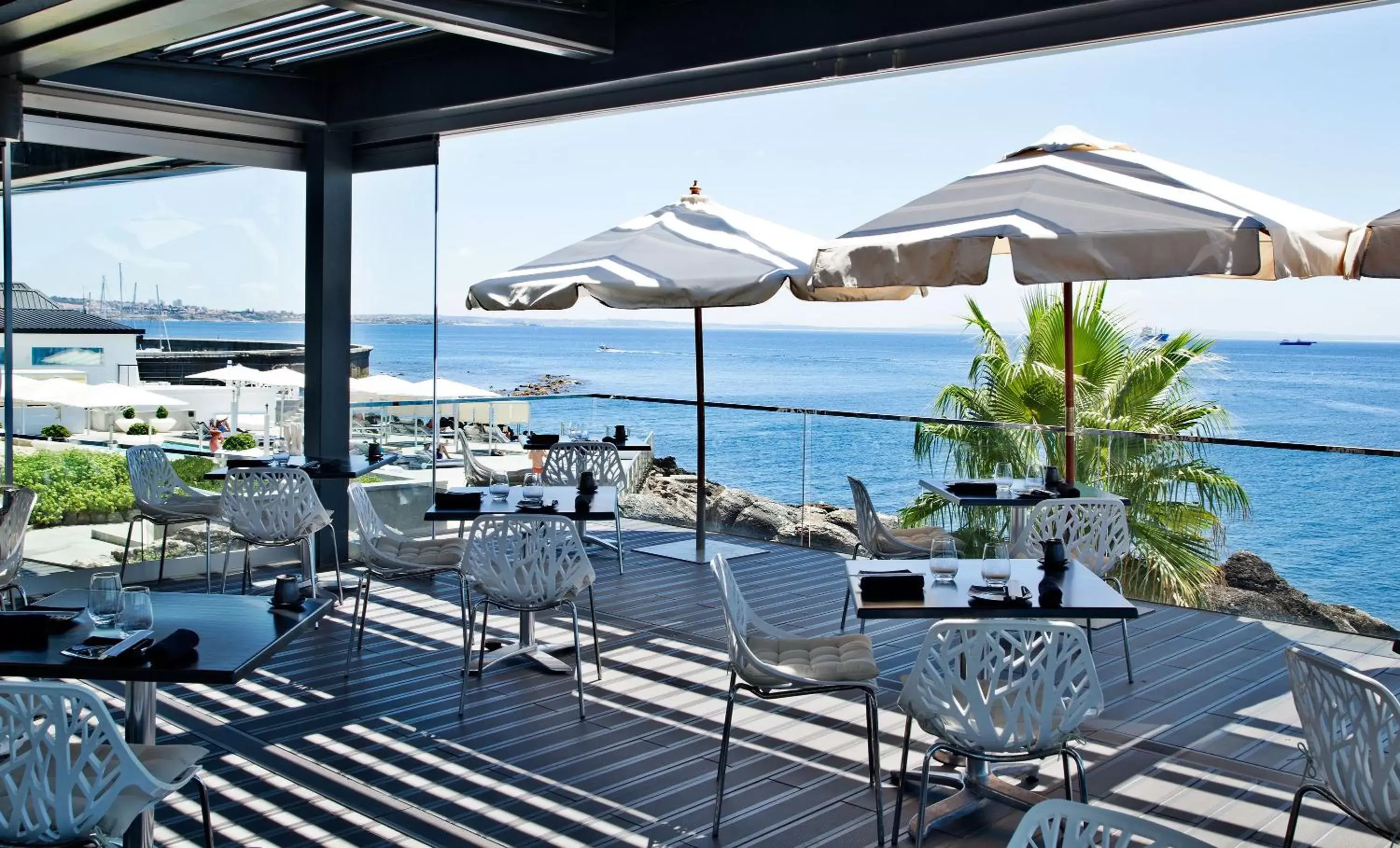 Restaurant/places to eat in Farol Hotel Restaurant/places to eat in Farol Hotel