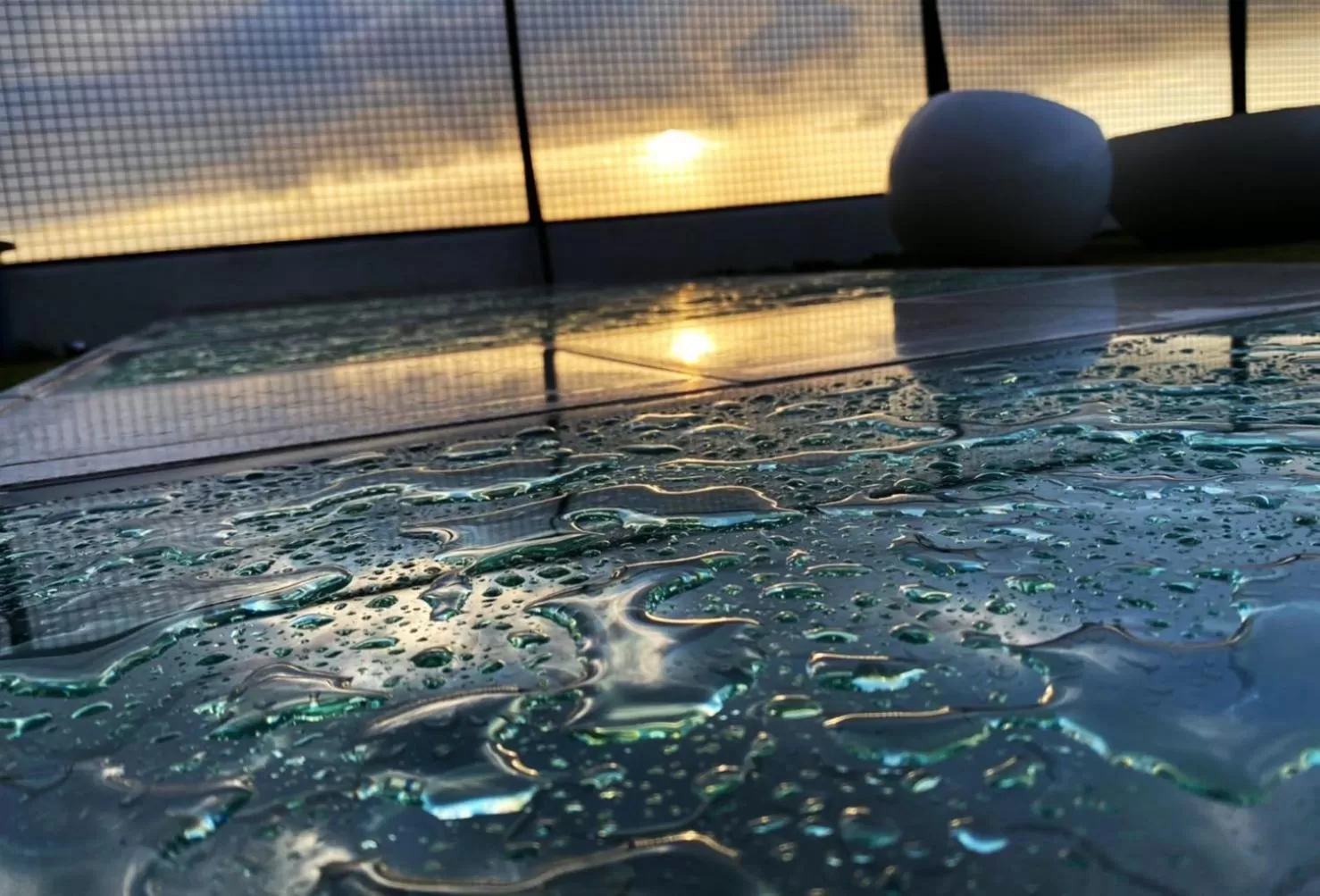 Restaurant/places to eat in FFF Hotel