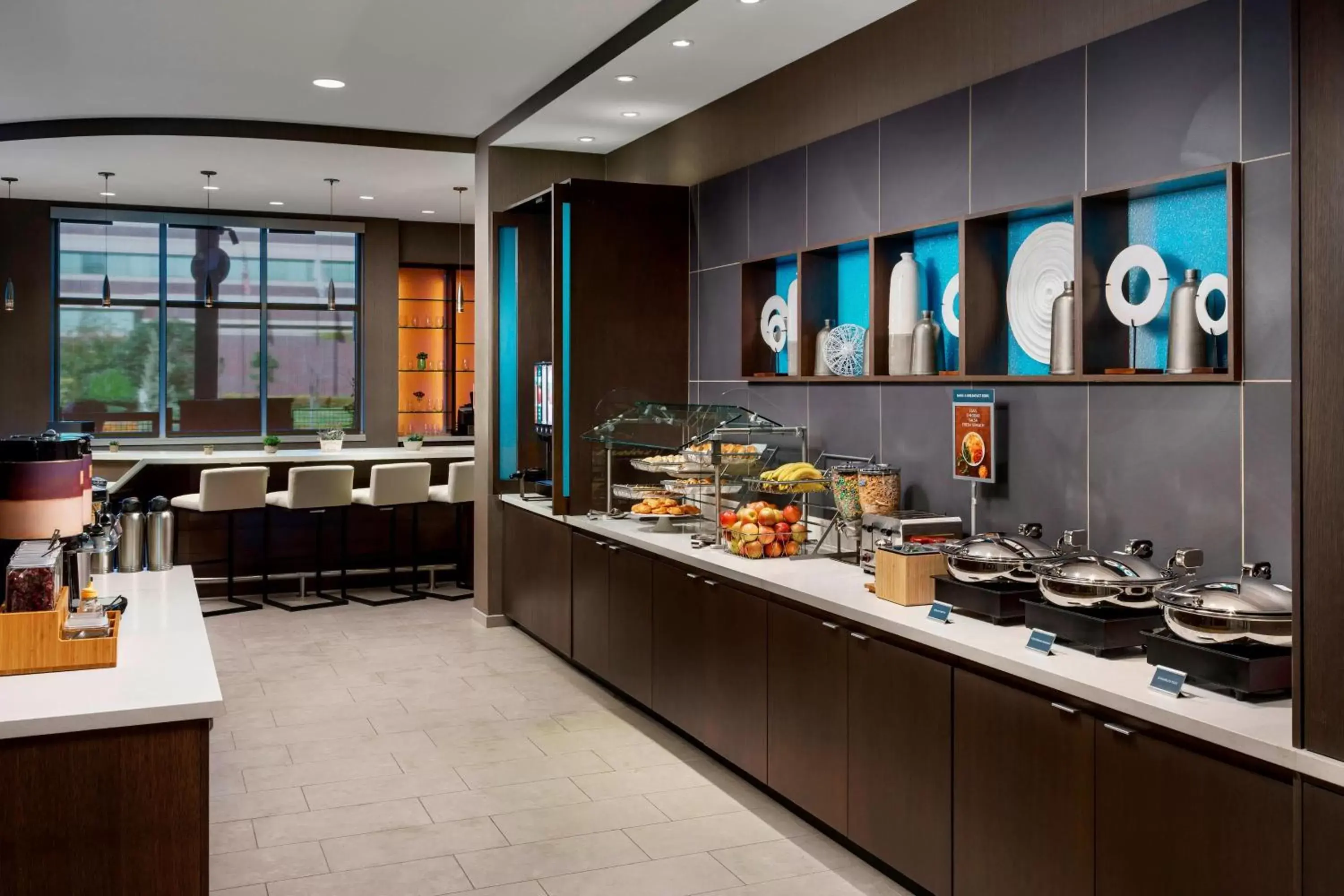 Breakfast, Restaurant/Places to Eat in SpringHill Suites by Marriott Belmont Redwood Shores