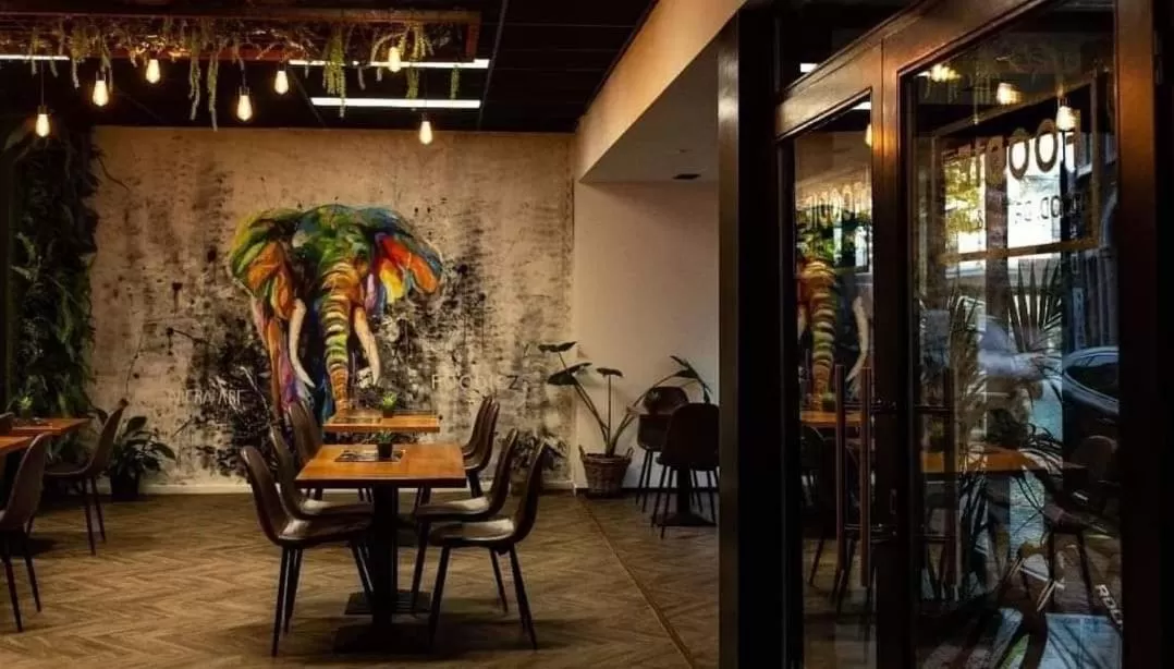 Restaurant/places to eat in Loogiez