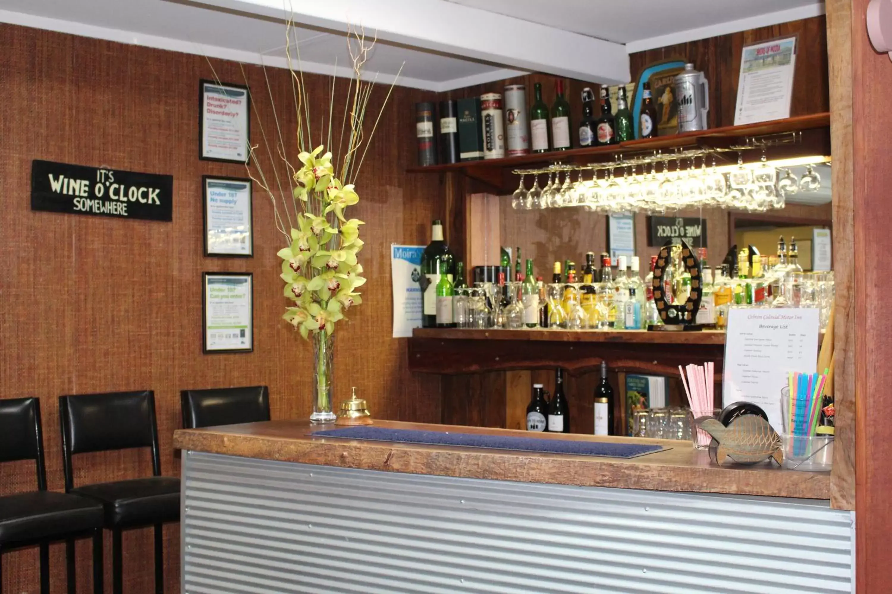 Alcoholic drinks, Lounge/Bar in Cobram Colonial Motor Inn