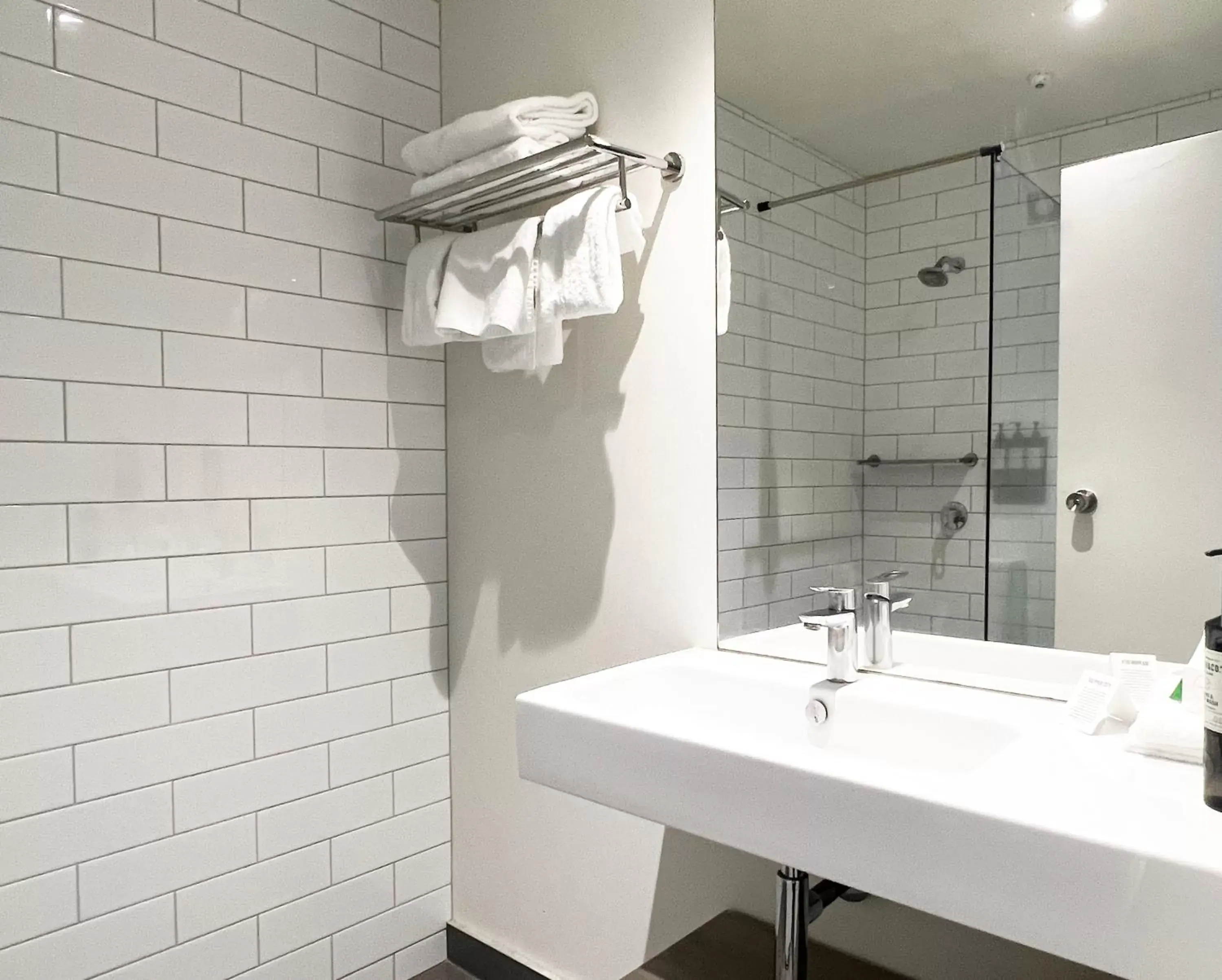 Bathroom in Sudima Hotel Lake Rotorua