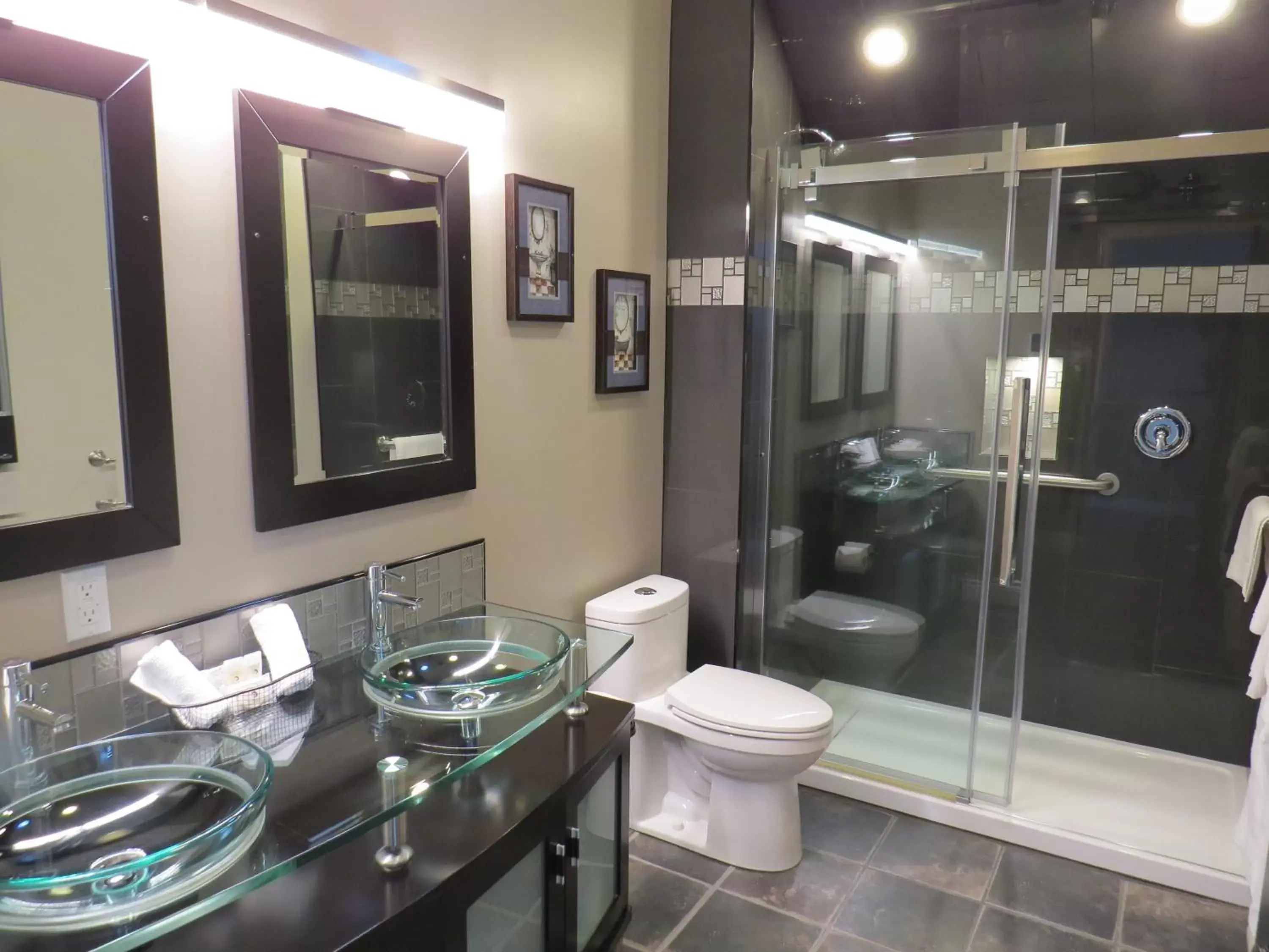 Bathroom in Dockside Suites