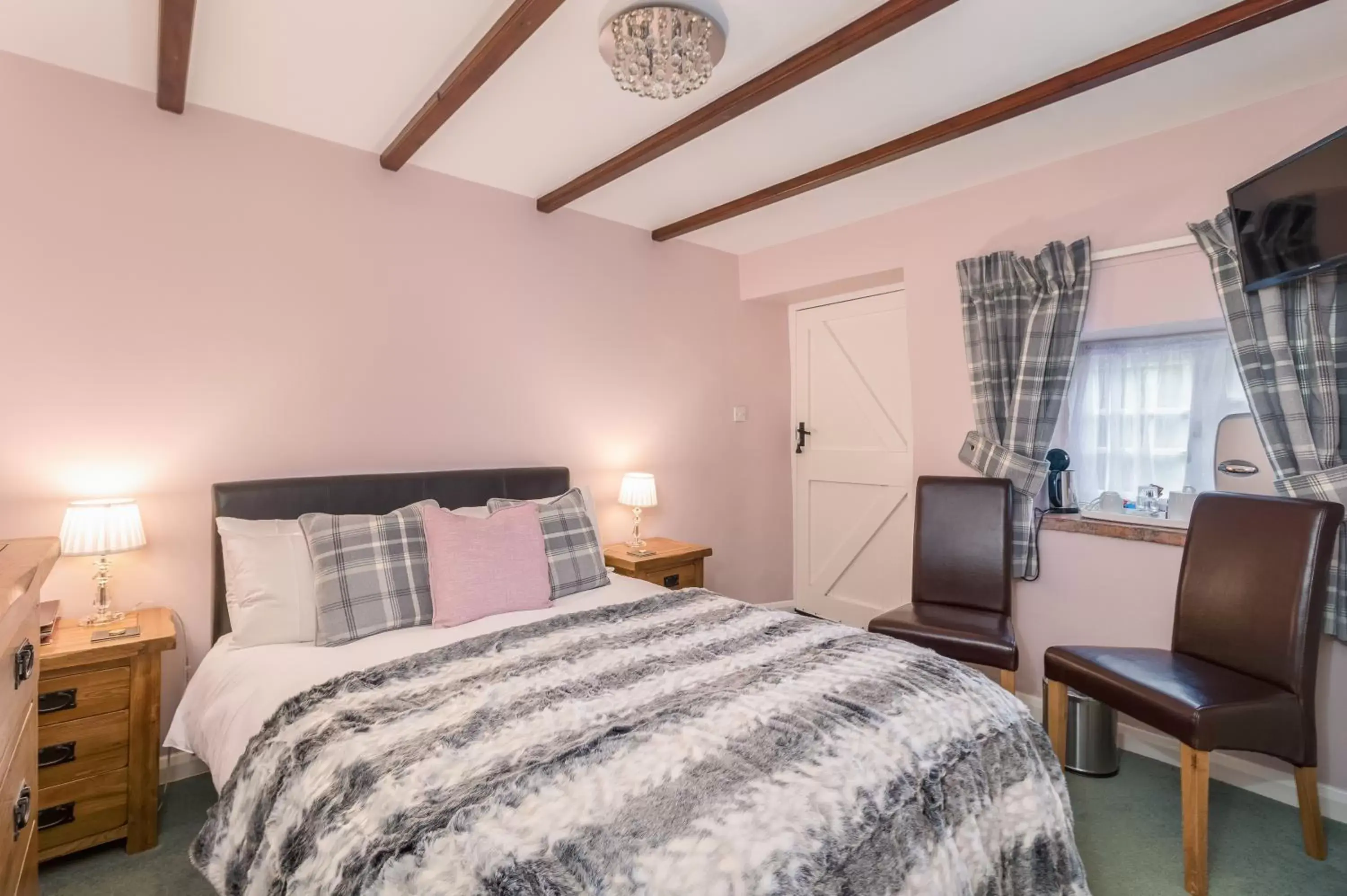 Bedroom, Bed in stilworth house