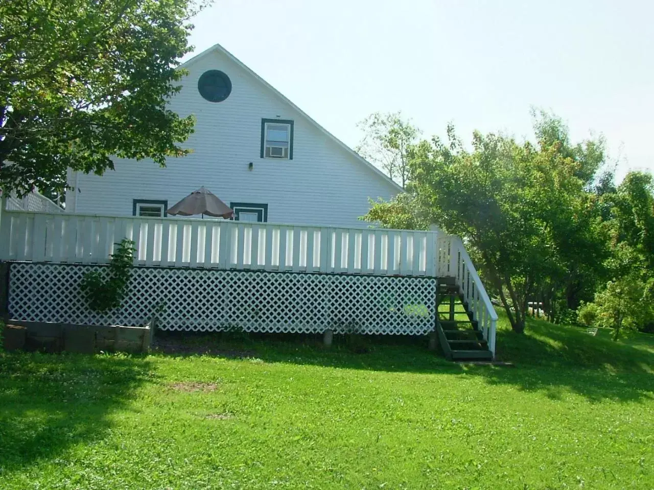 Property Building in Marshlands Inn