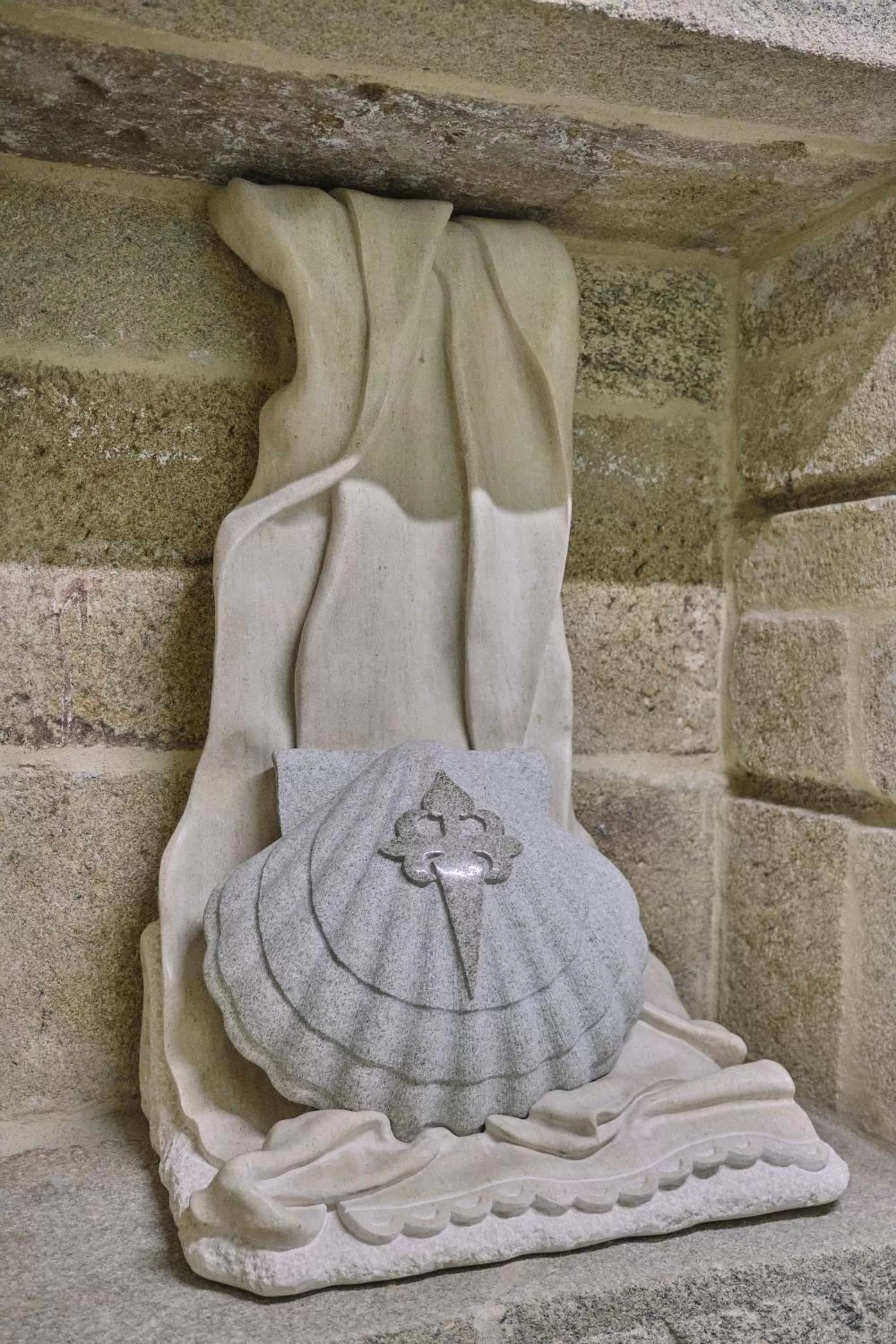 Decorative detail in Hotel Praza Quintana