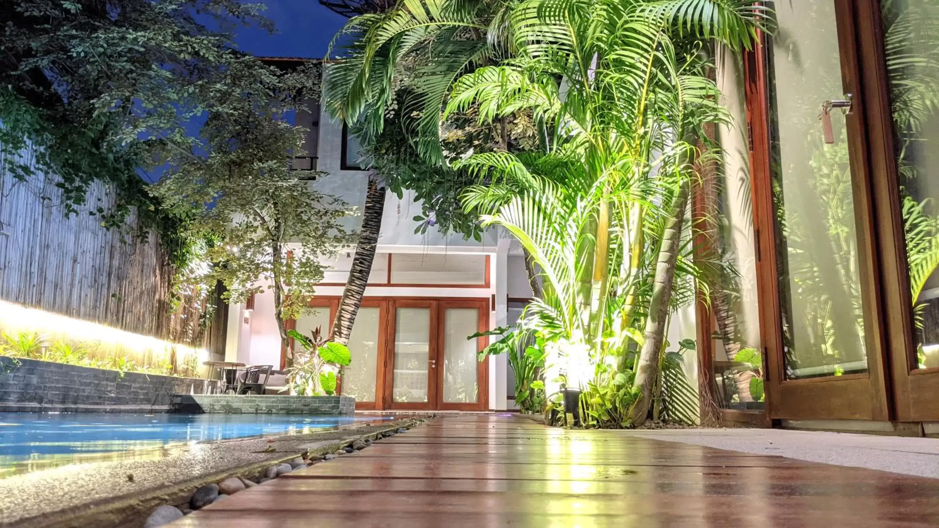 Property building in Sarina Hotel & Villa Property building in Sarina Hotel & Villa