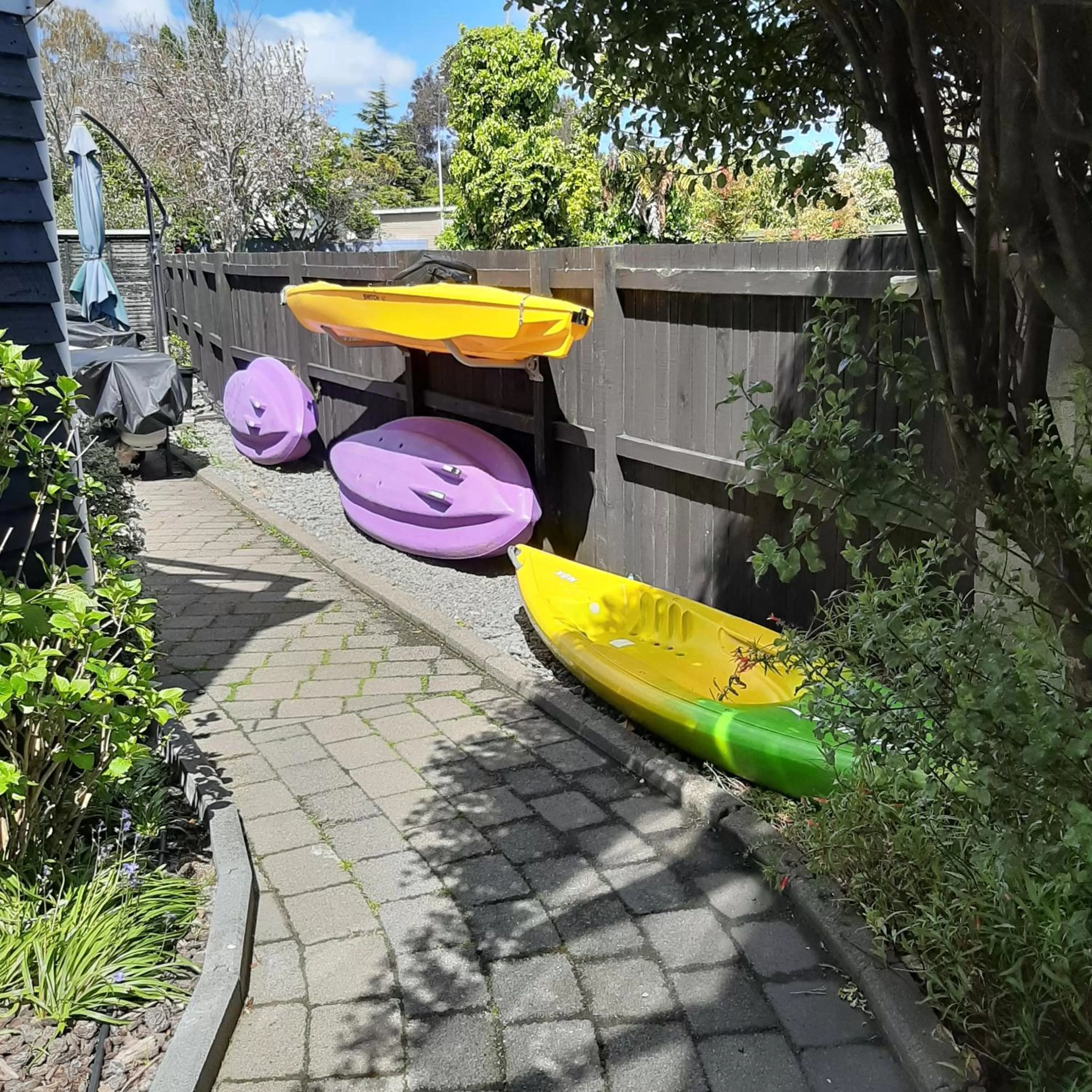 Garden in Cottage Mews Motel