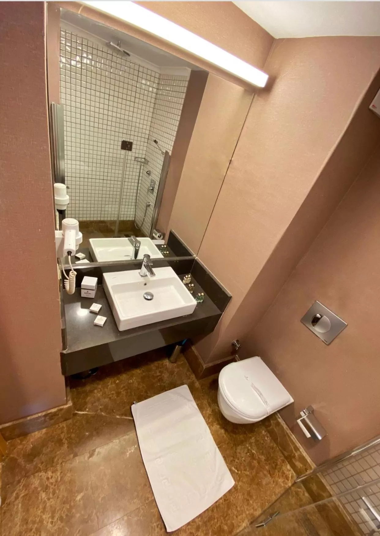 Bathroom in Blue Sea Hotel