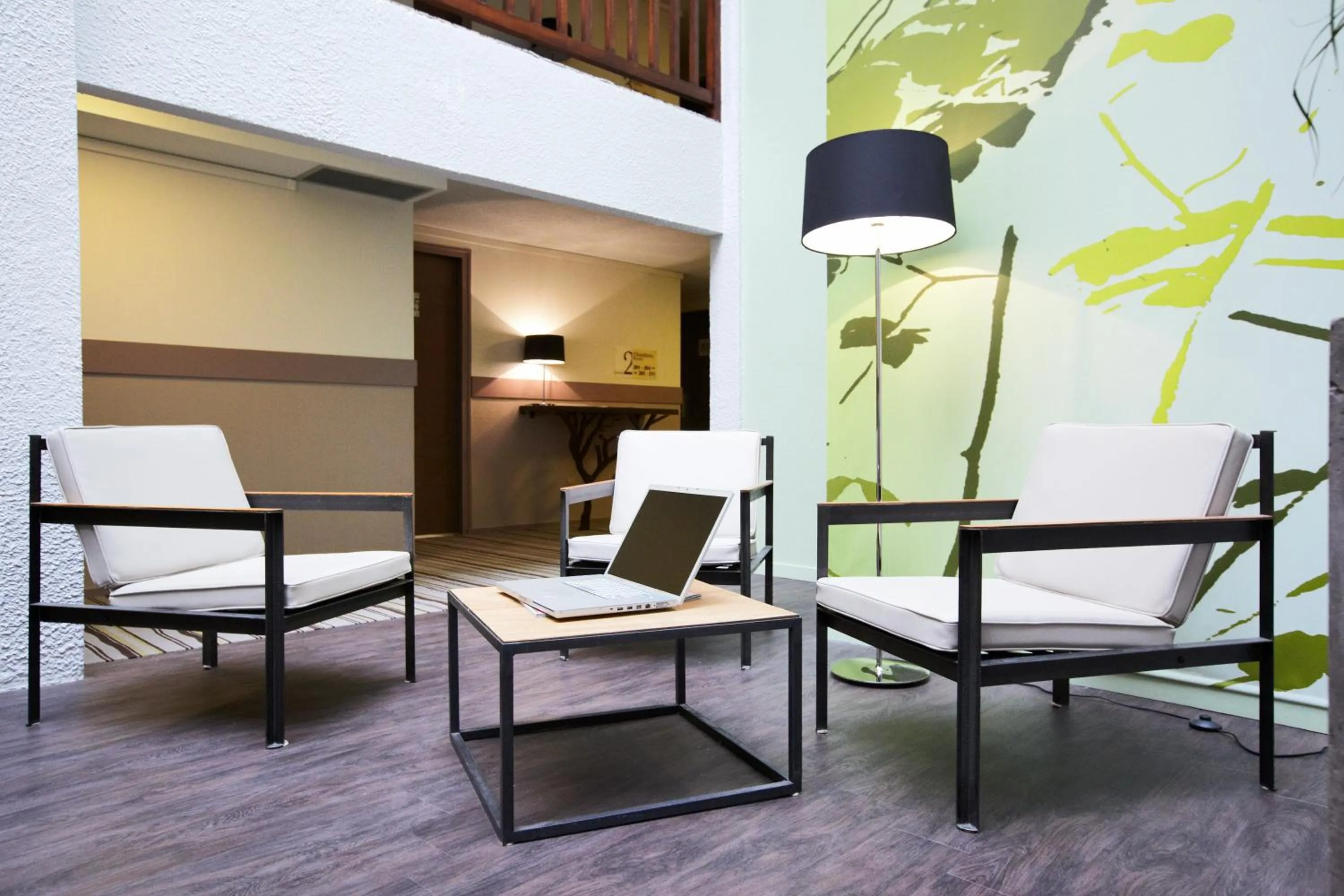 Lounge or bar in Kyriad Hotel Nevers Centre