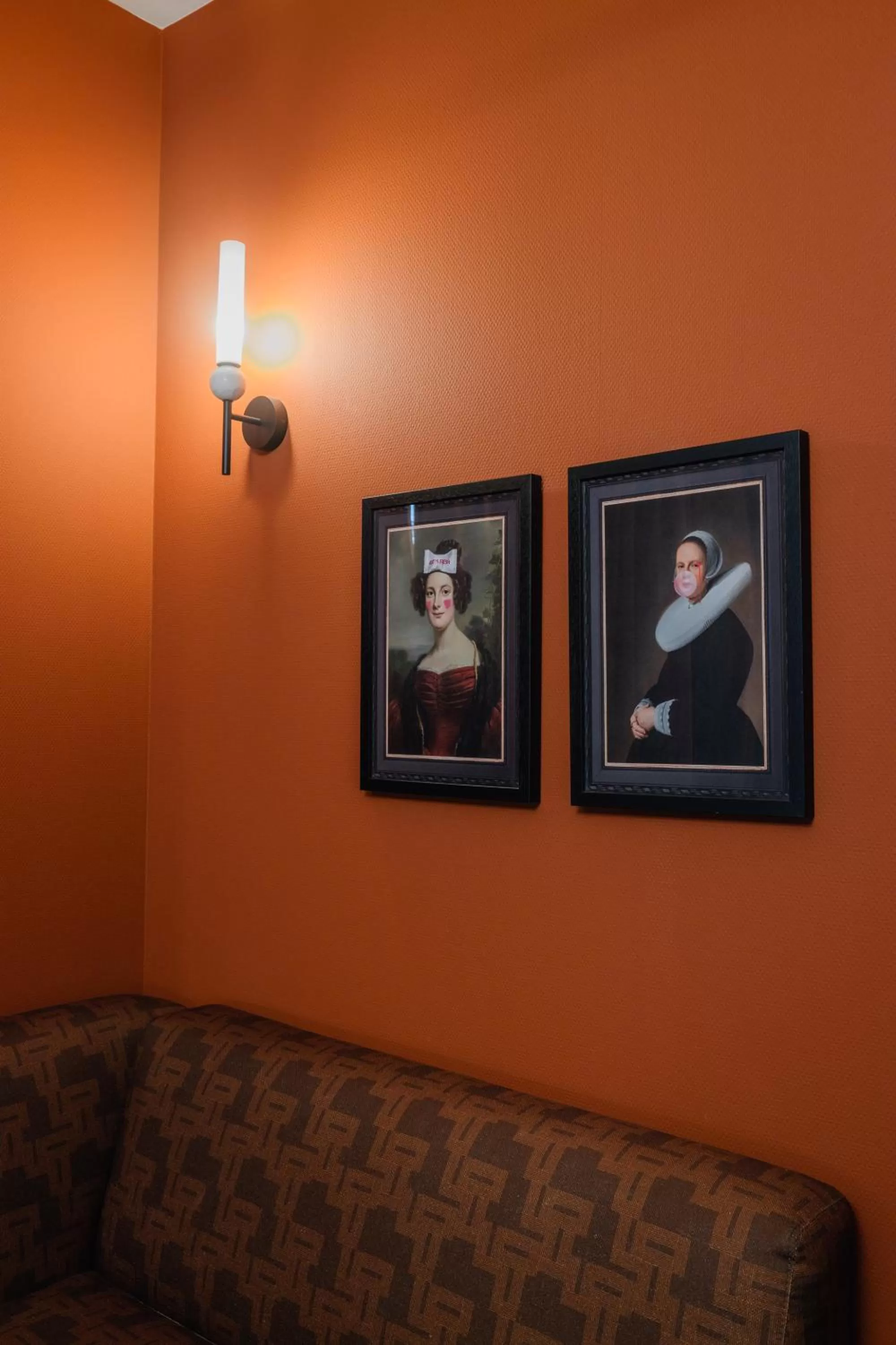 Decorative detail, Bed in Hotel St Joris I Kloeg Collection