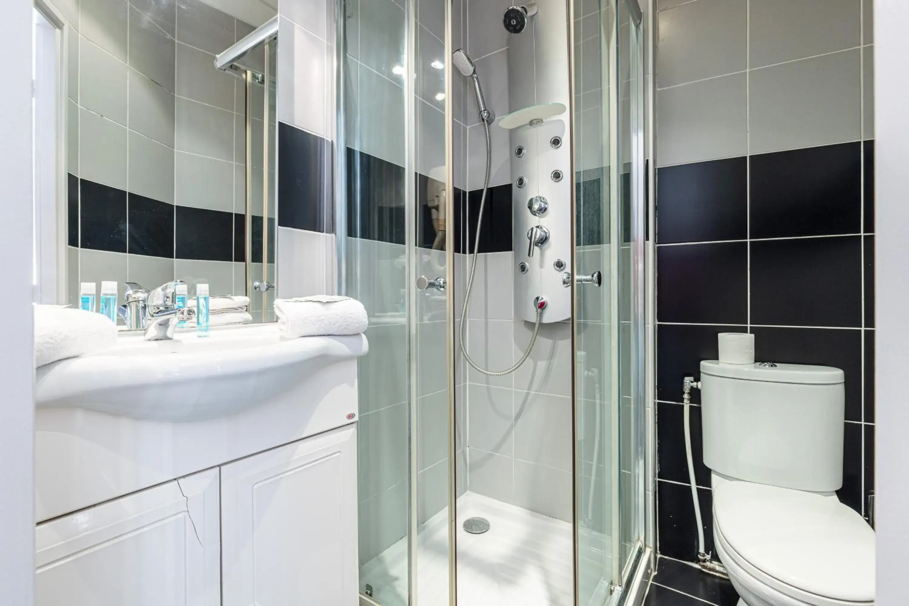 Bathroom in Modern Waikiki Hotel