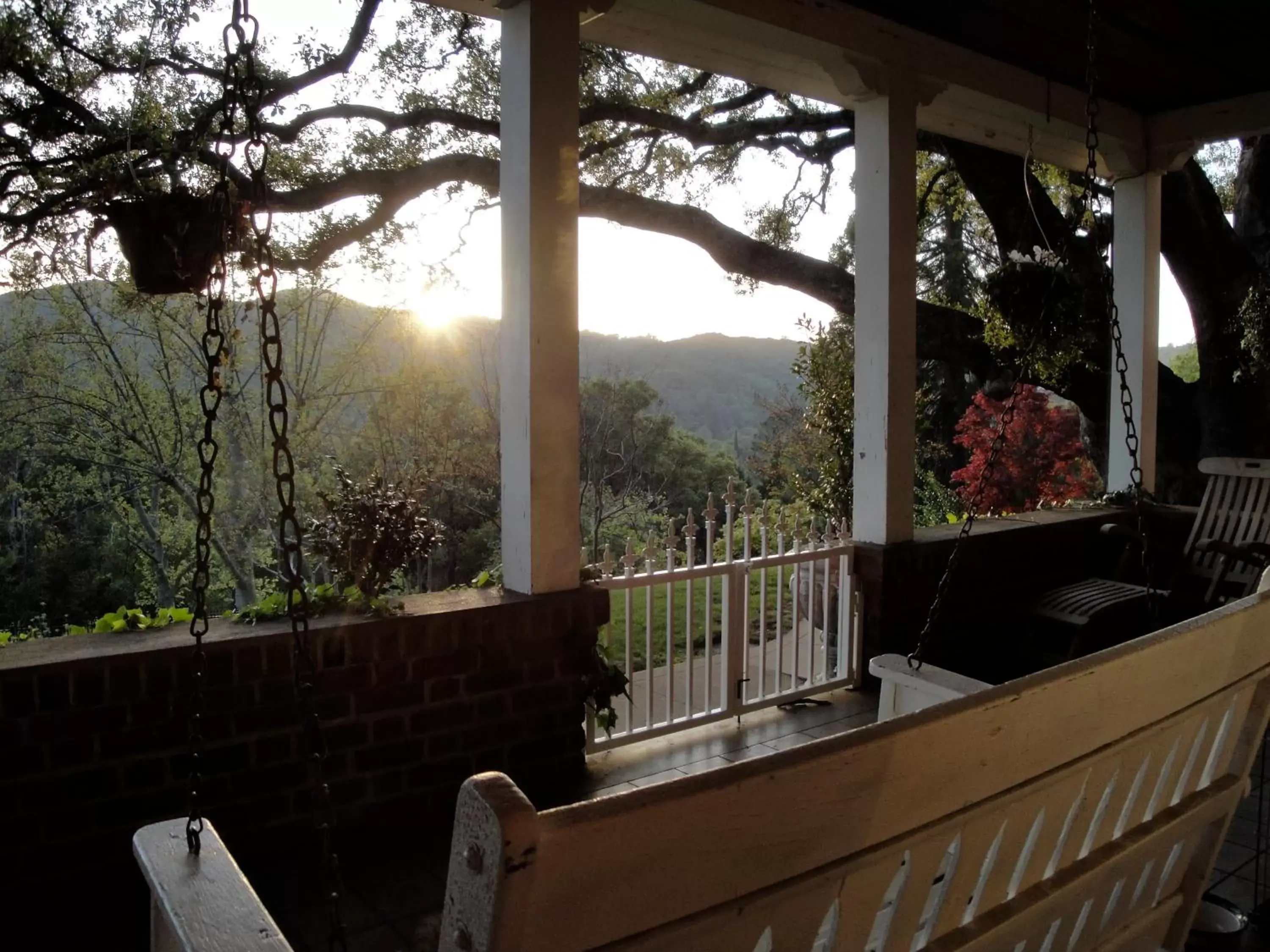 Garden view, Mountain View in The Inn on Knowles Hill Bed & Breakfast Hotel