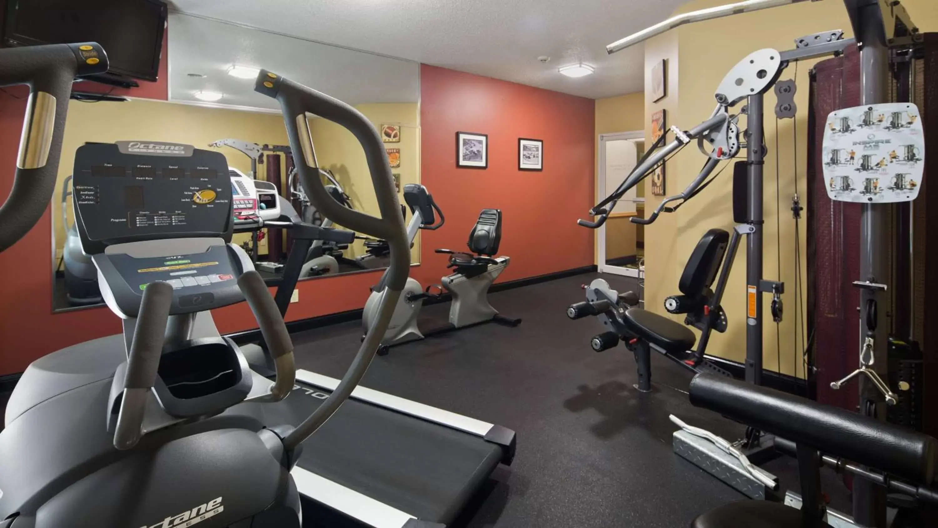 Fitness centre/facilities, Fitness Center/Facilities in Best Western Plus Des Moines West Inn & Suites