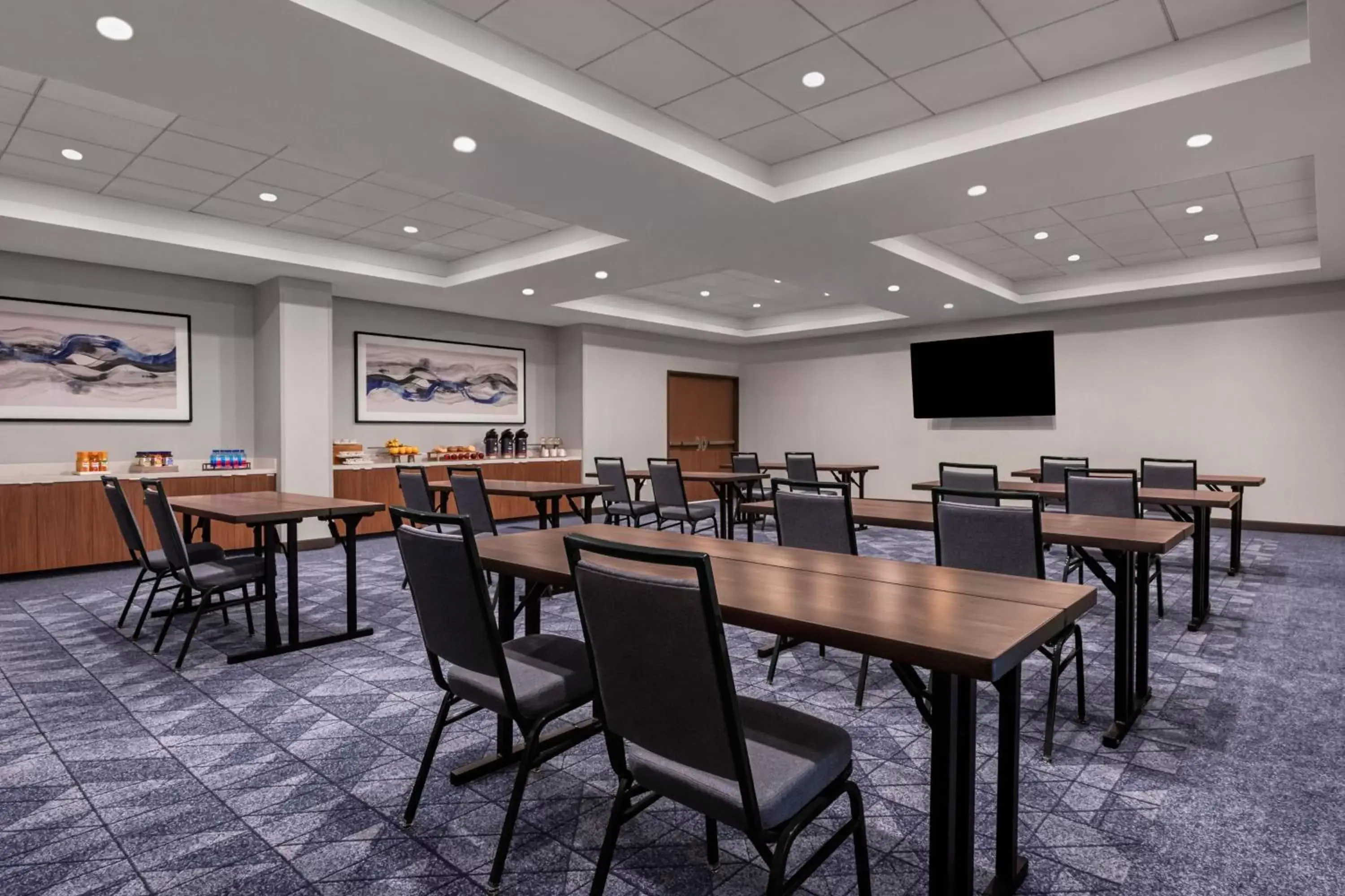 Meeting/conference room, Restaurant/Places to Eat in Courtyard by Marriott San Diego Miramar