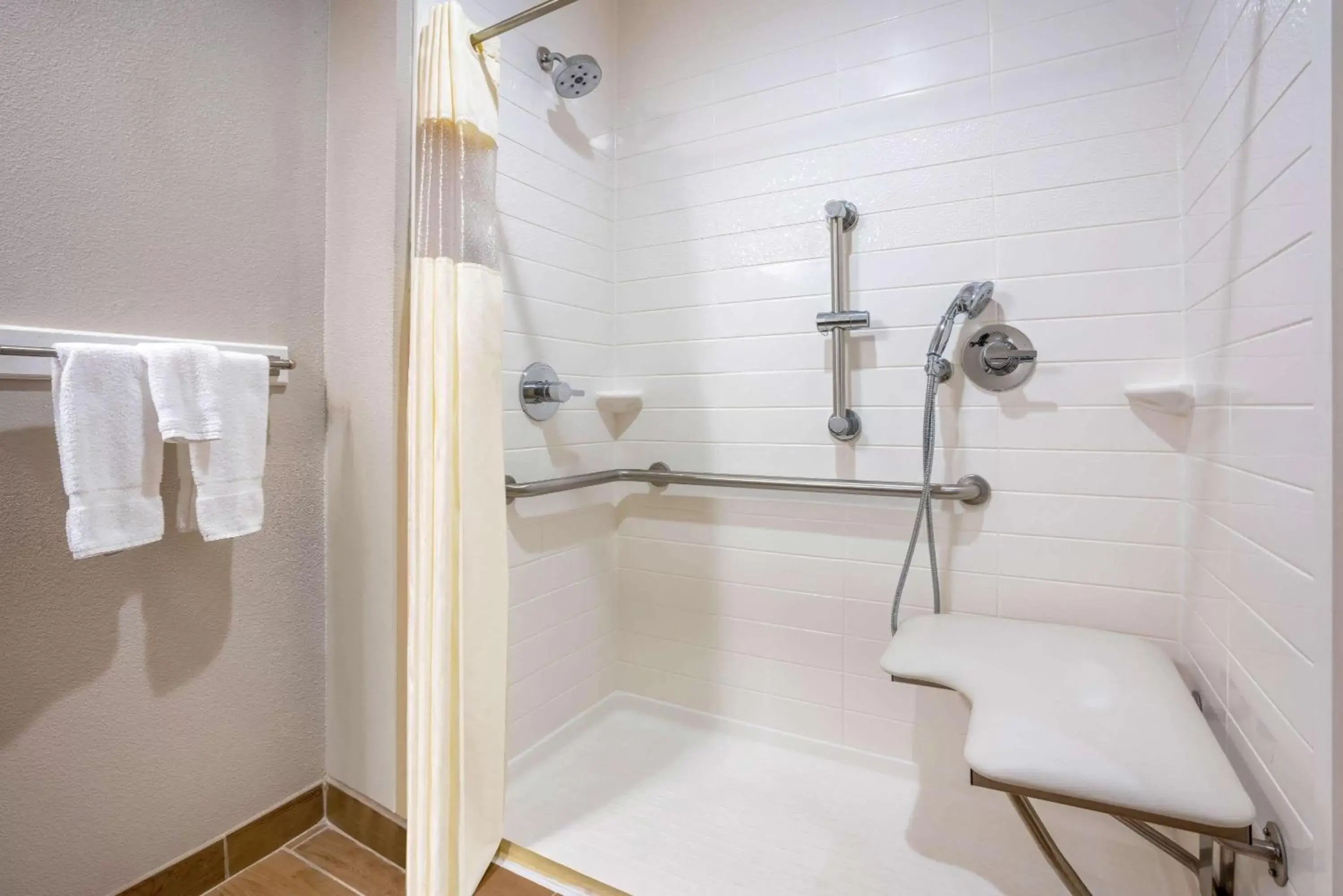 Shower, Bathroom in La Quinta by Wyndham College Station South