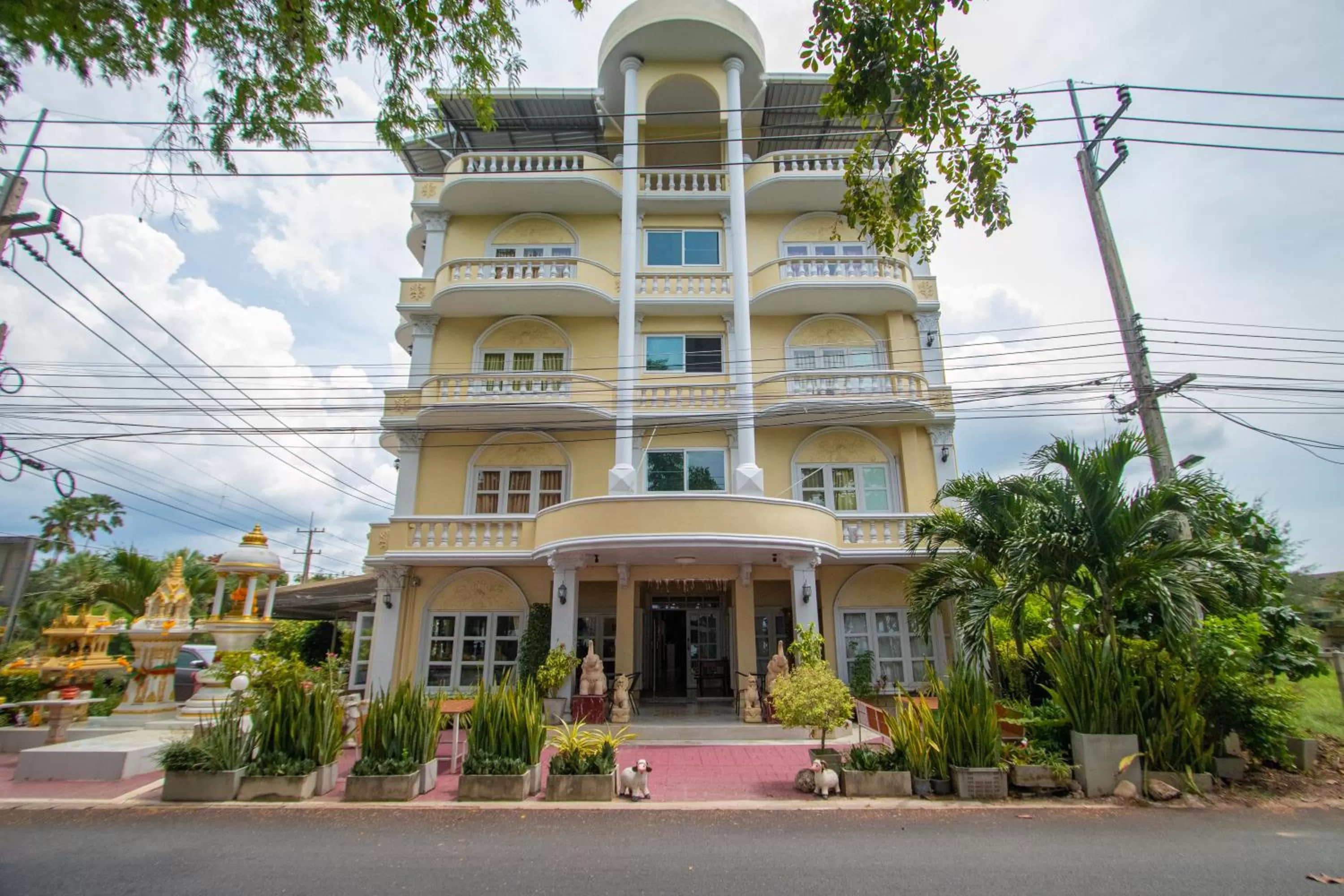 Property building in Anchalee Resort