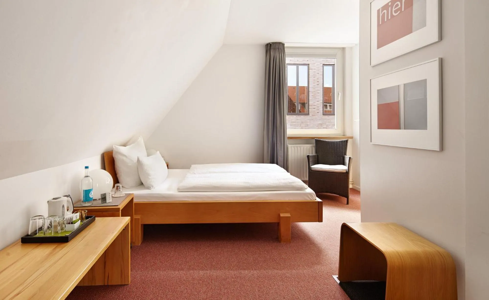 Day, Bed in Hotel an der Marienkirche