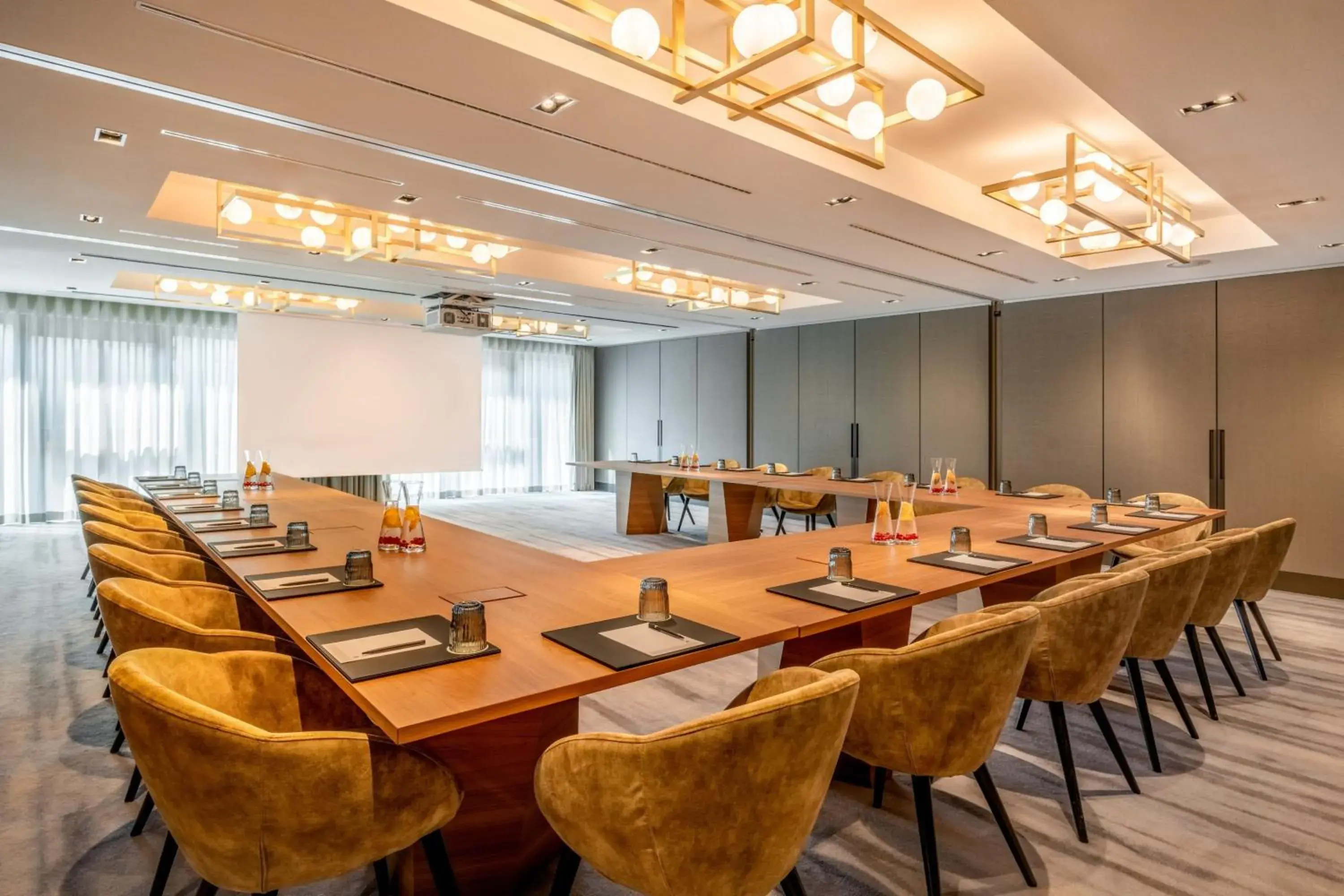 Meeting/conference room in Munich Marriott Hotel City West