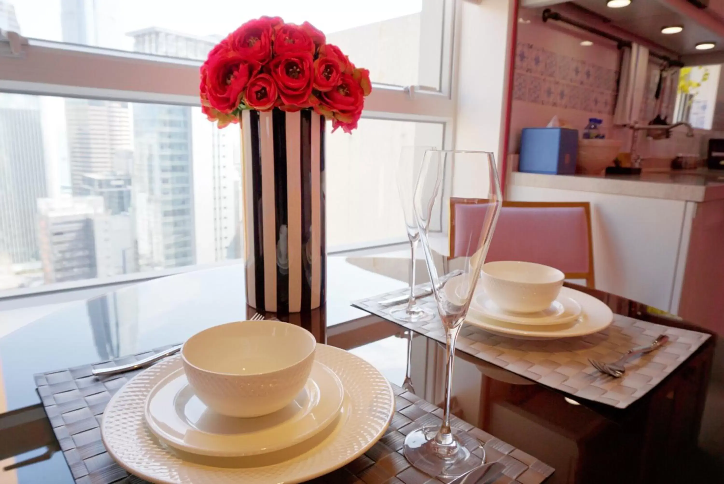 Dining Area in Hotel Madera Hollywood