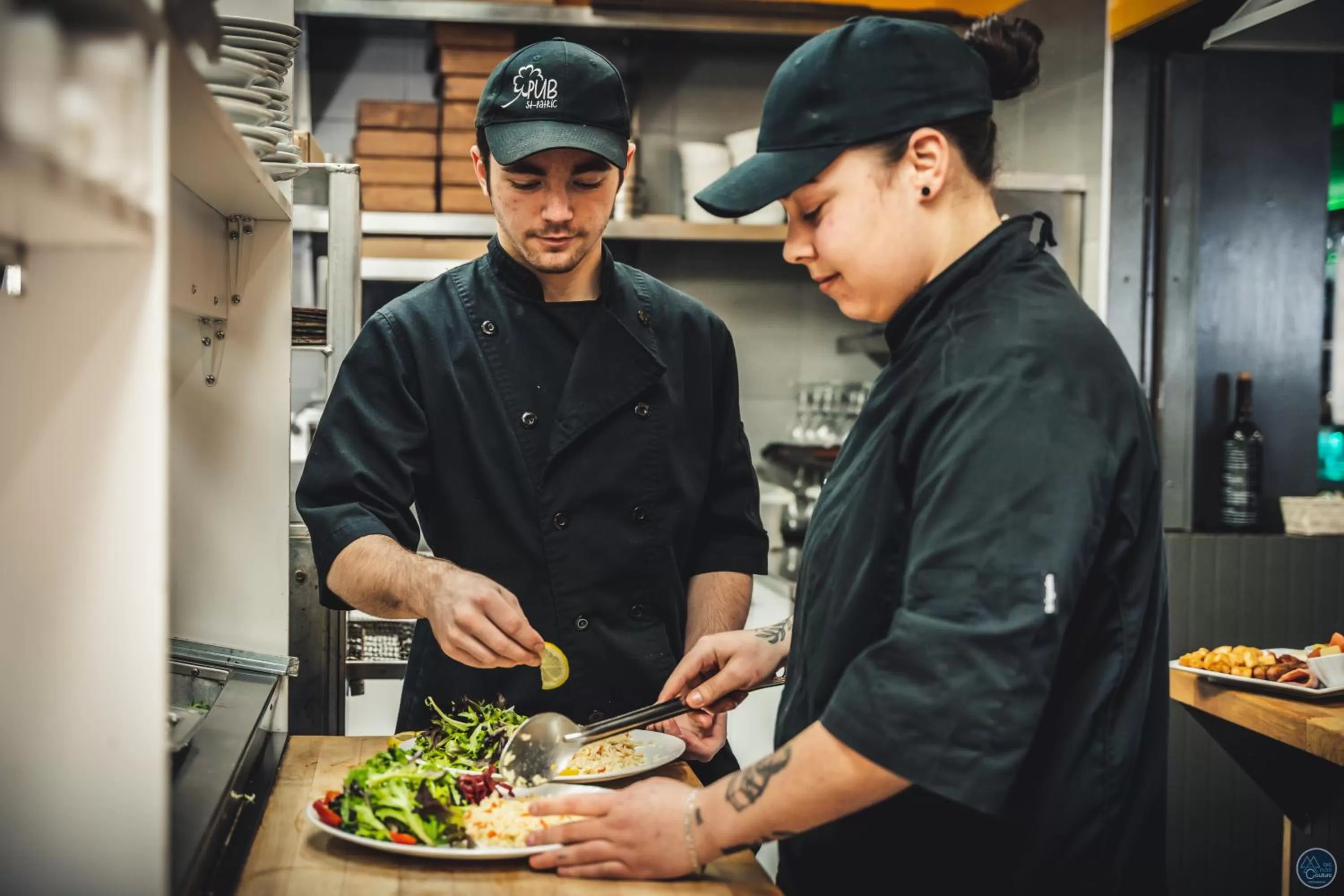 Restaurant/places to eat in Auberge Éva