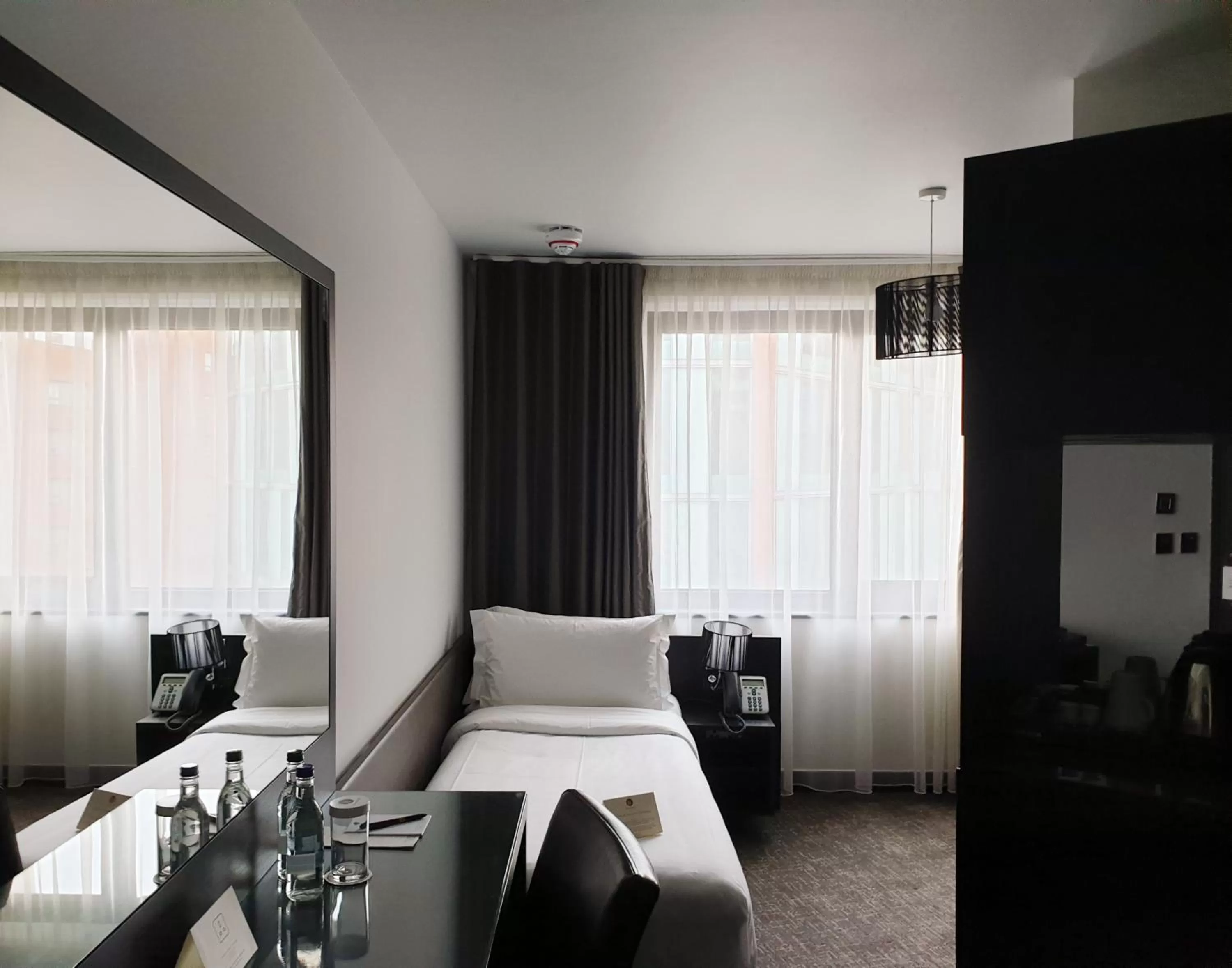 Photo of the whole room, Bed in The Westbridge Hotel Stratford