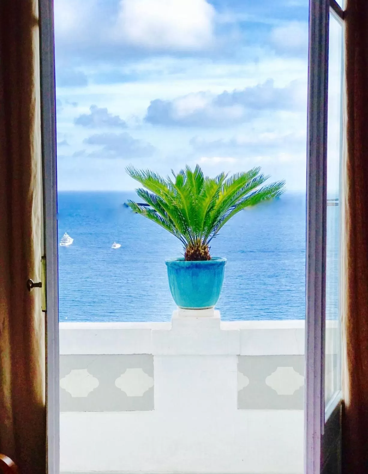 Sea view in Les Lilas