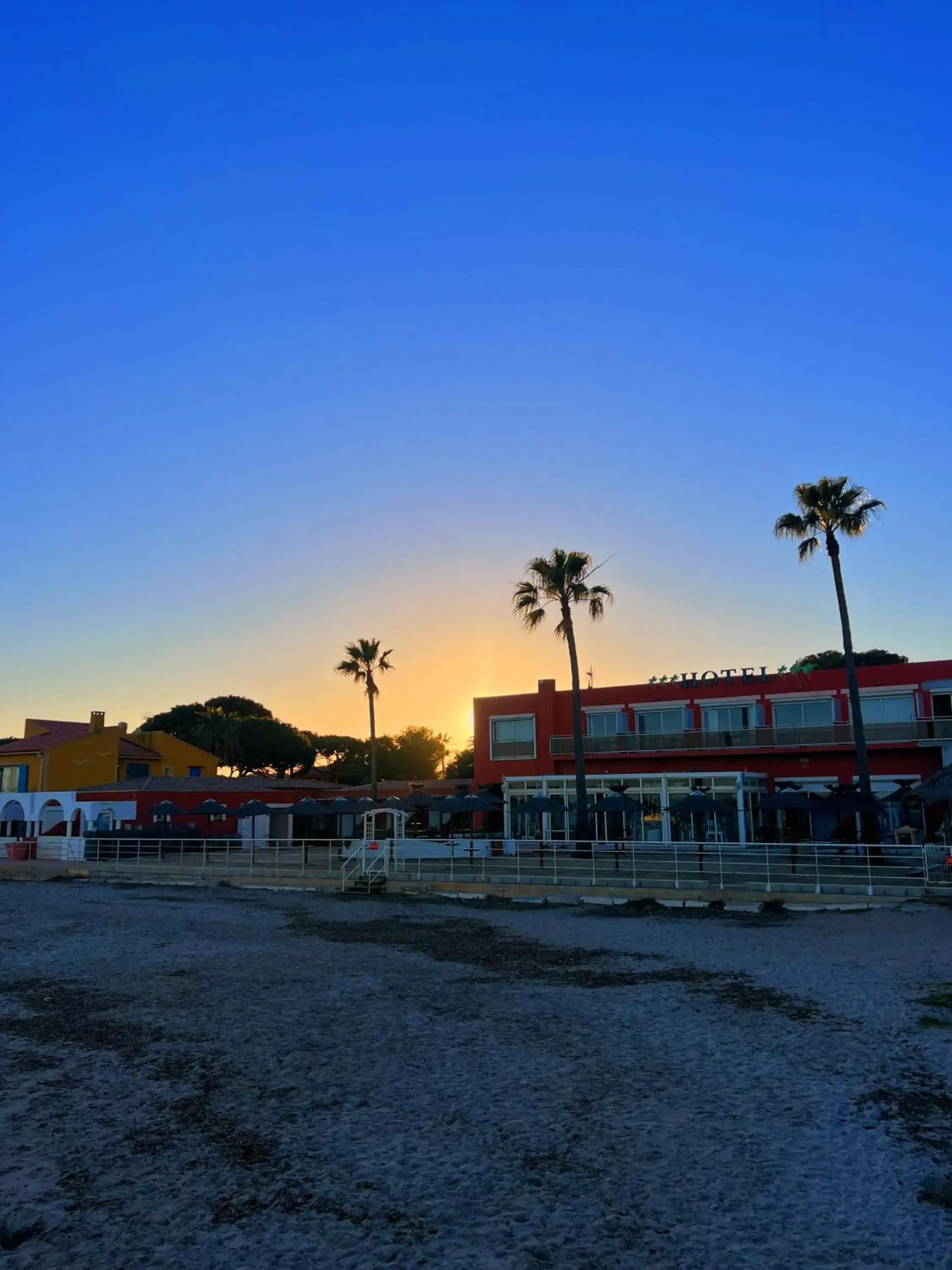 Sunset, Property Building in Hotel La Potiniere