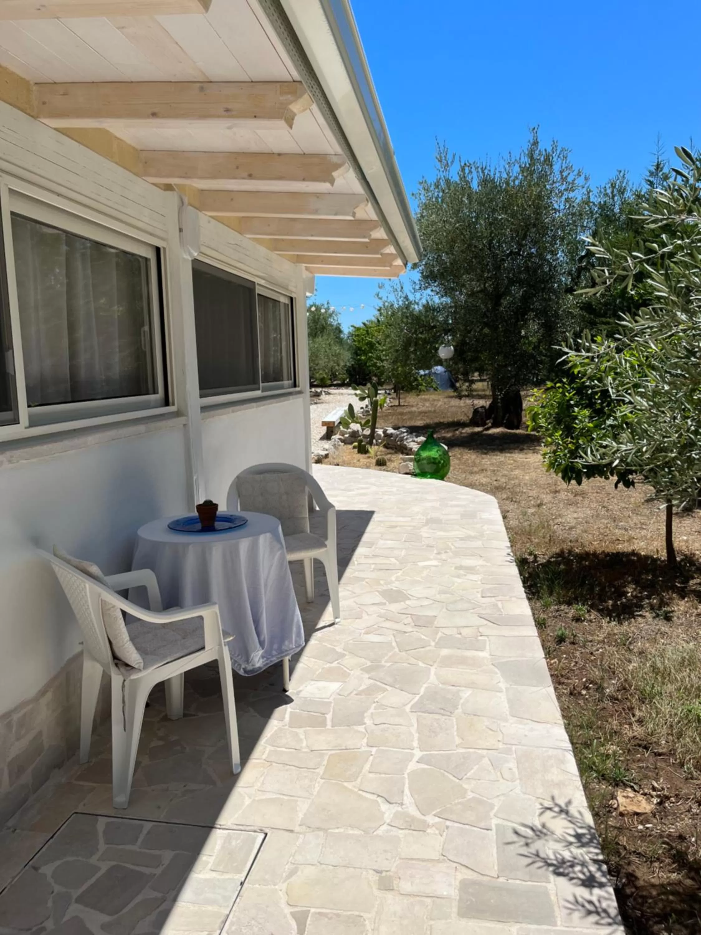Property building in B&B Villa Mediterranea with parking space