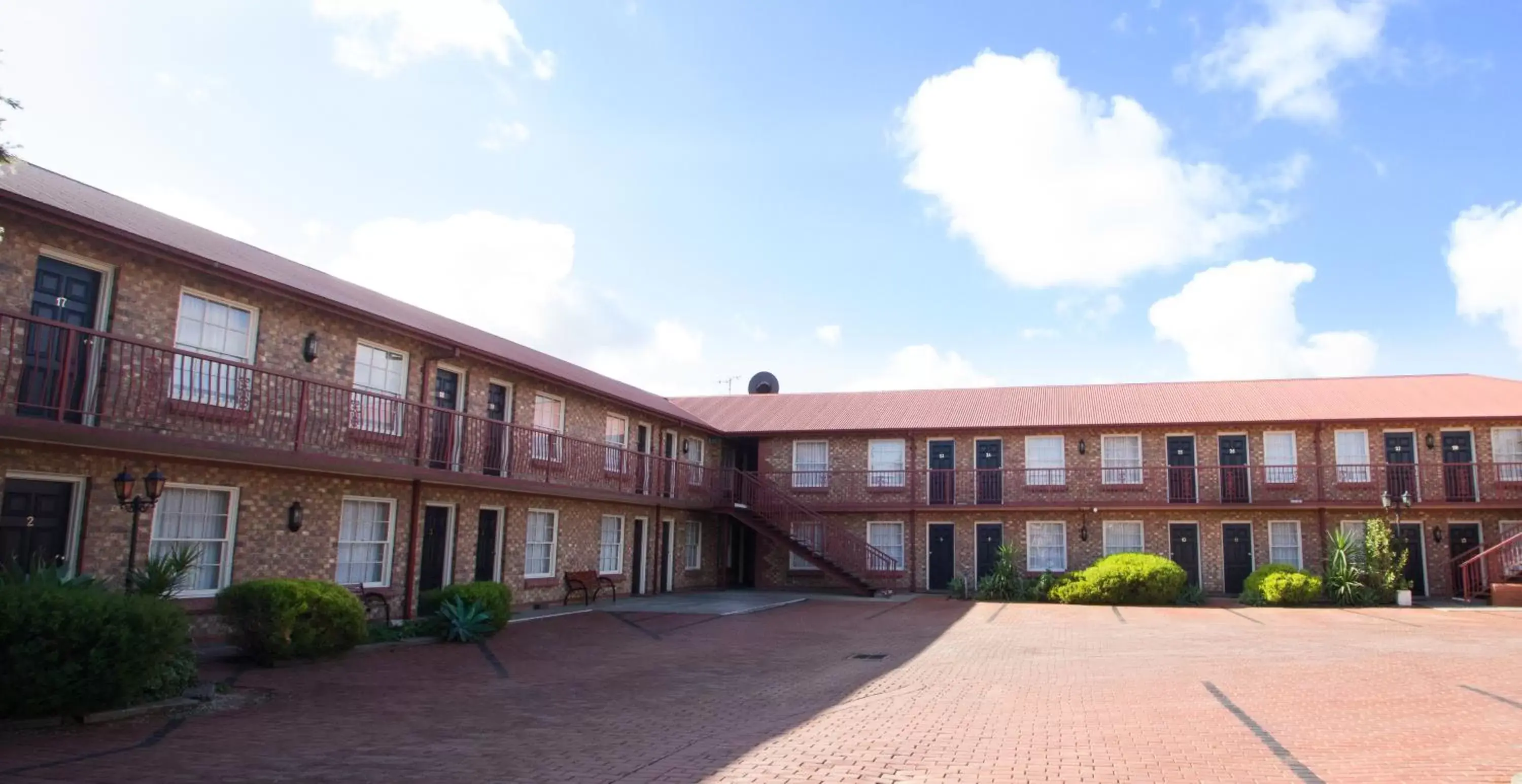 Facade/entrance, Property Building in Old Willyama Motor Inn