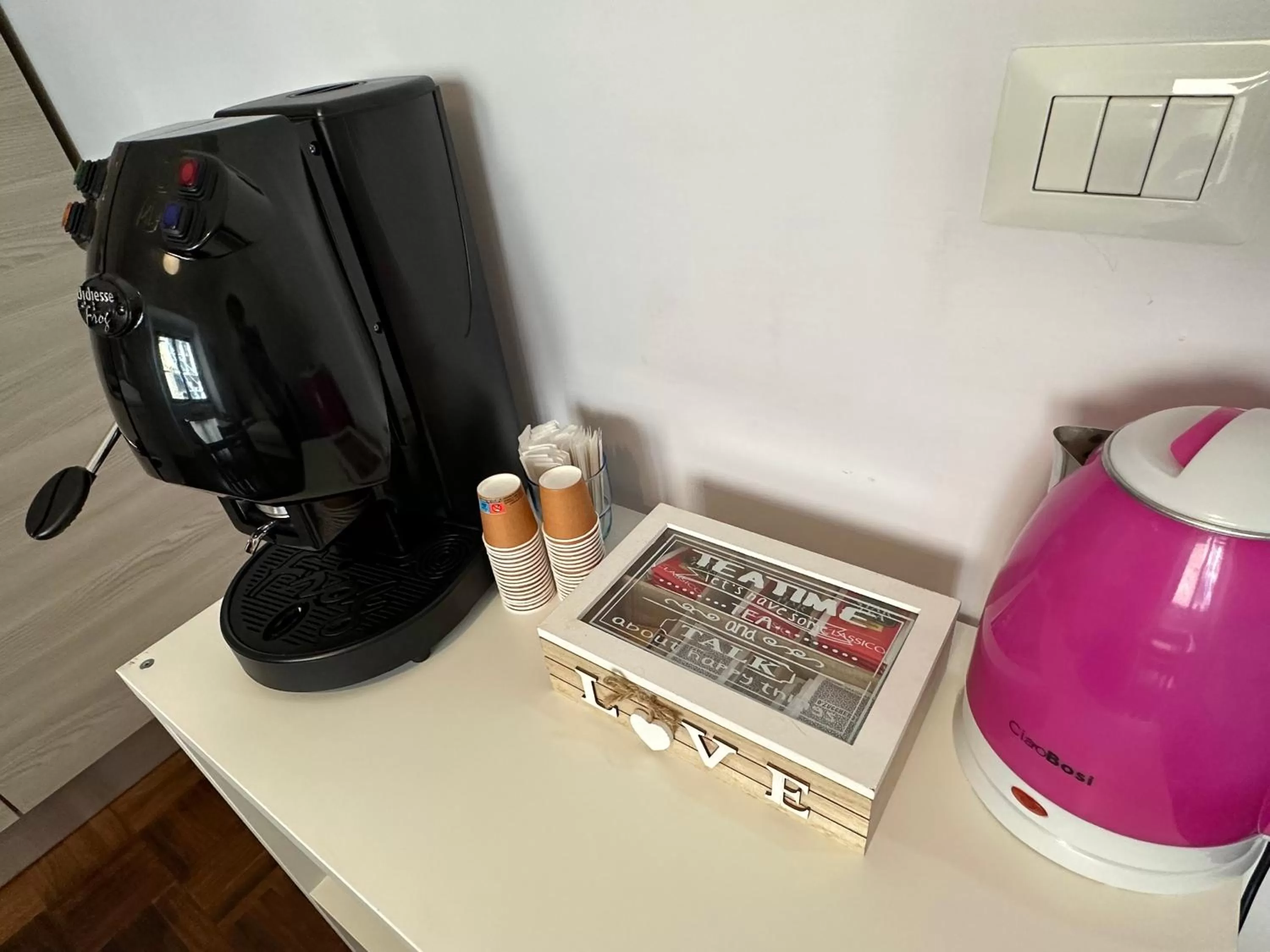 Coffee/Tea Facilities in Archivio Storico Napoli Centro