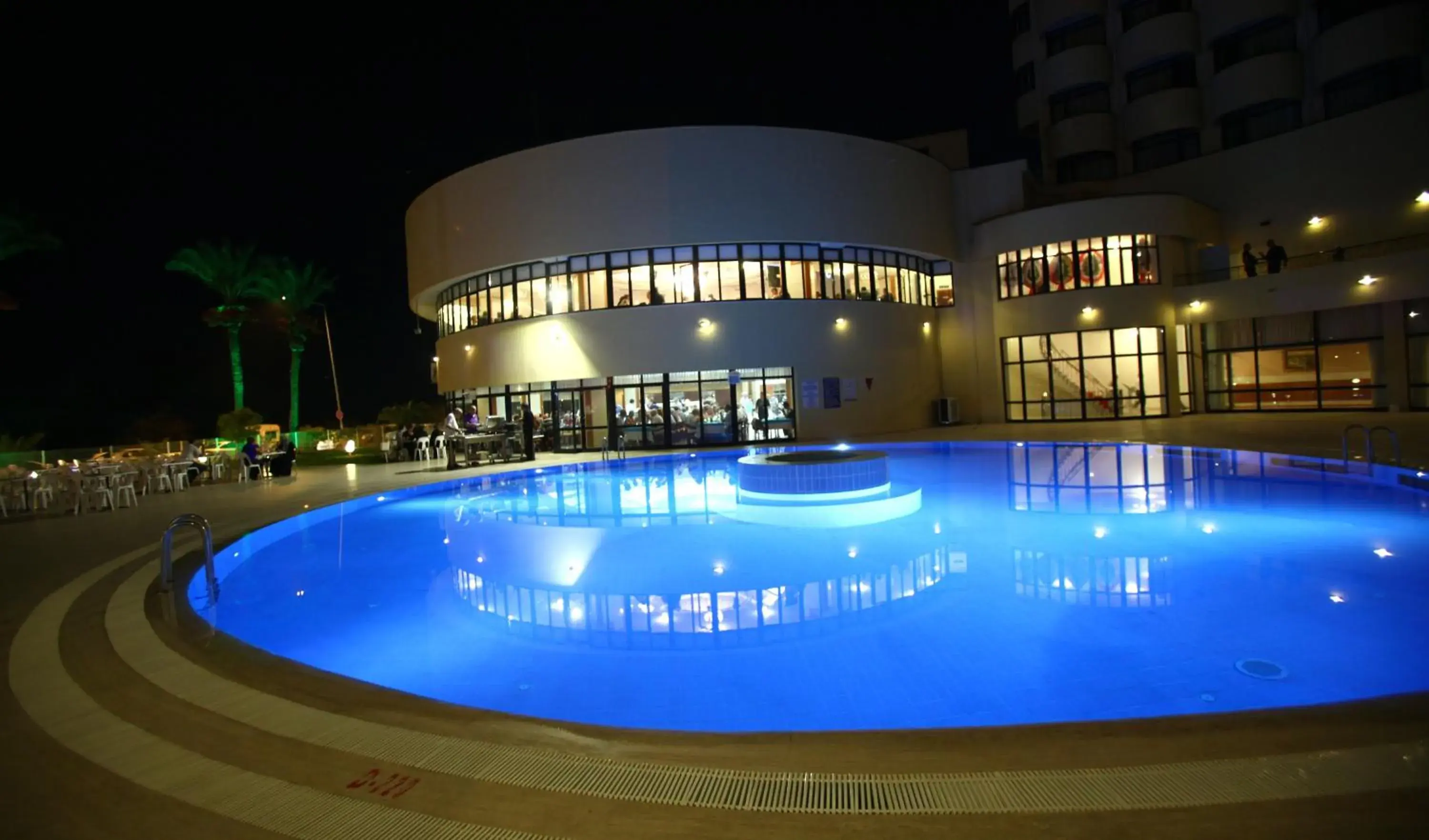 Pool view, Swimming Pool in Cender Hotel