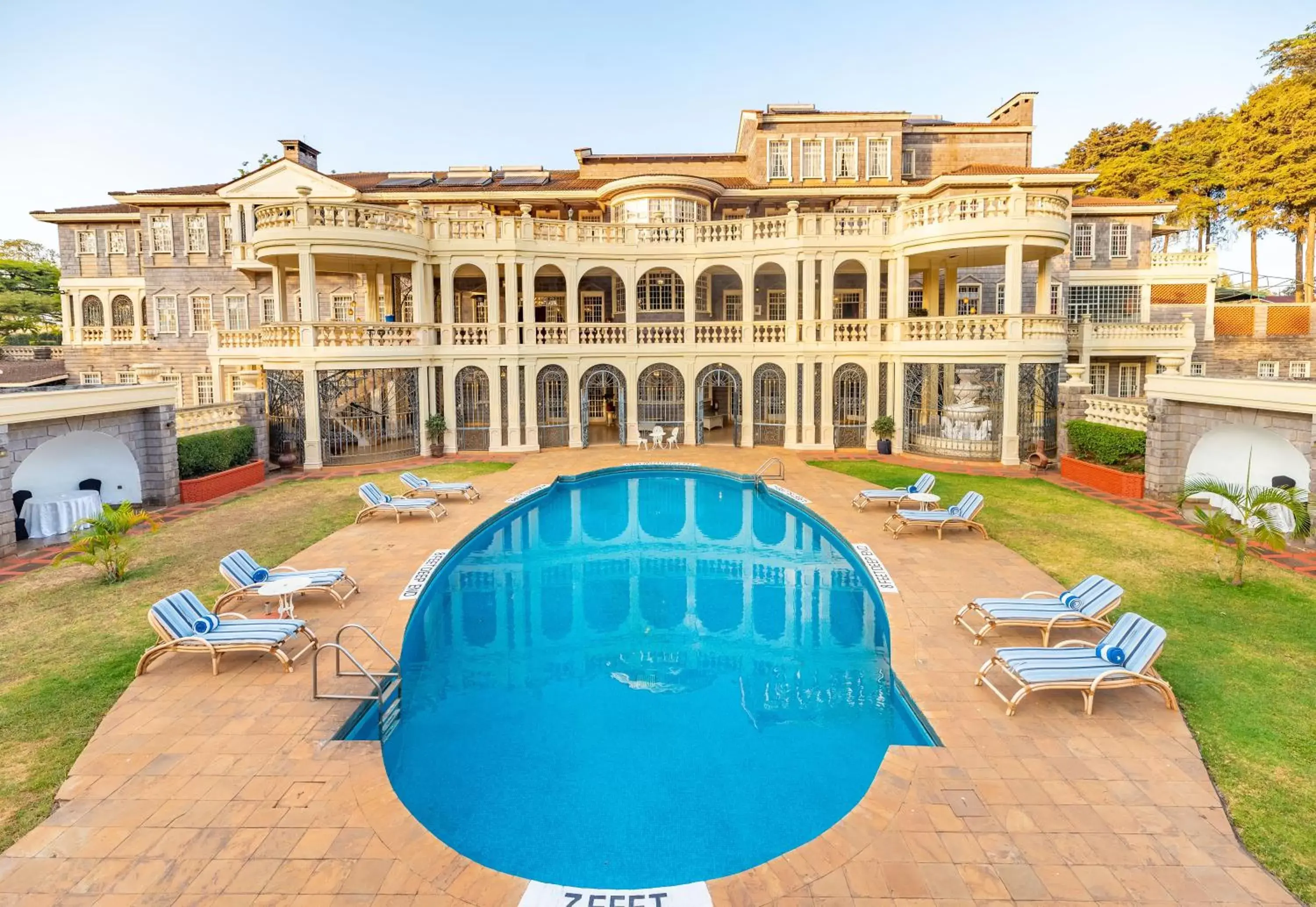 Swimming pool in Muthu Sovereign Suites & Spa, Limuru Road, Nairobi Swimming pool in Muthu Sovereign Suites & Spa, Limuru Road, Nairobi