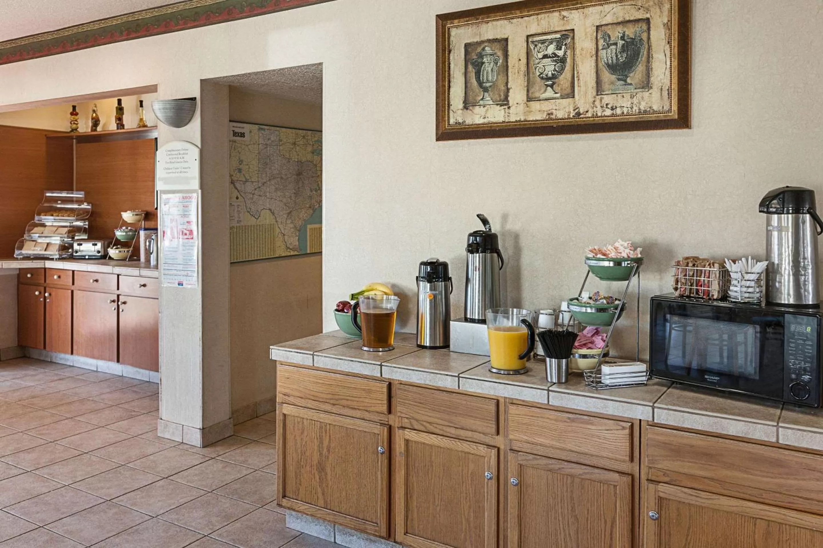 Restaurant/places to eat in Econo Lodge San Antonio South