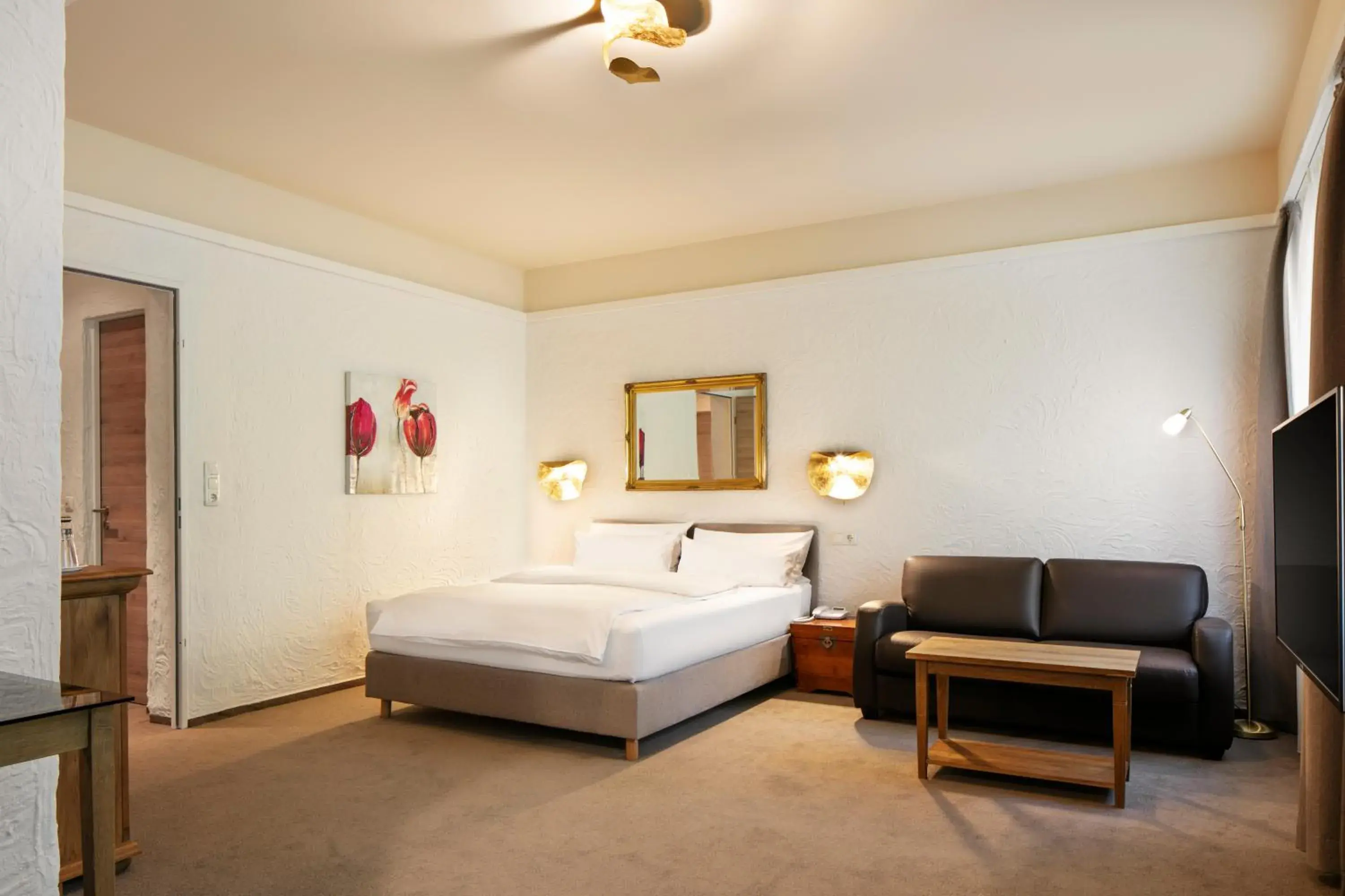 Photo of the whole room, Bed in Best Western Hotel Mainz