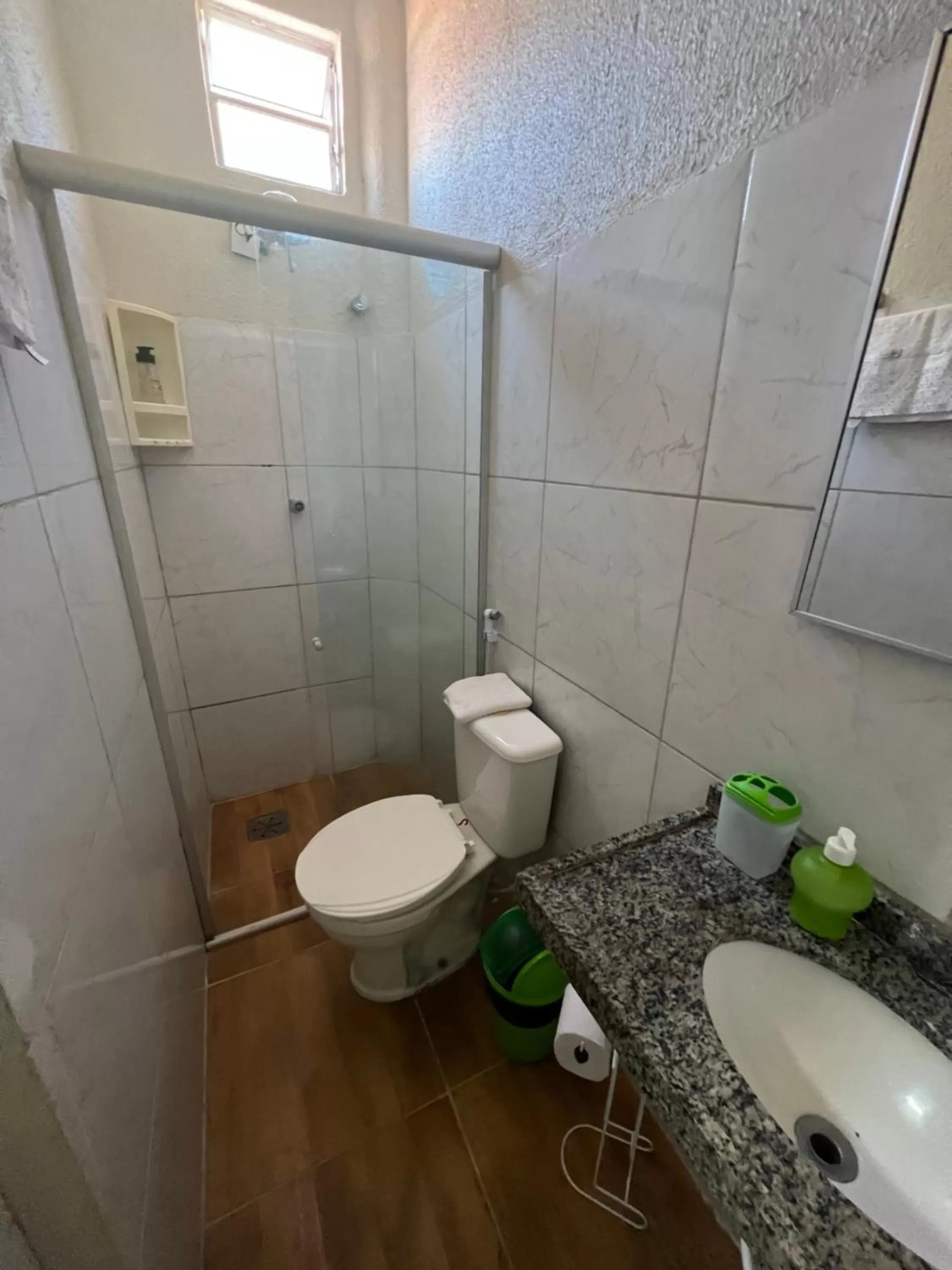 Shower, Bathroom in Pousada Hostal Iracema