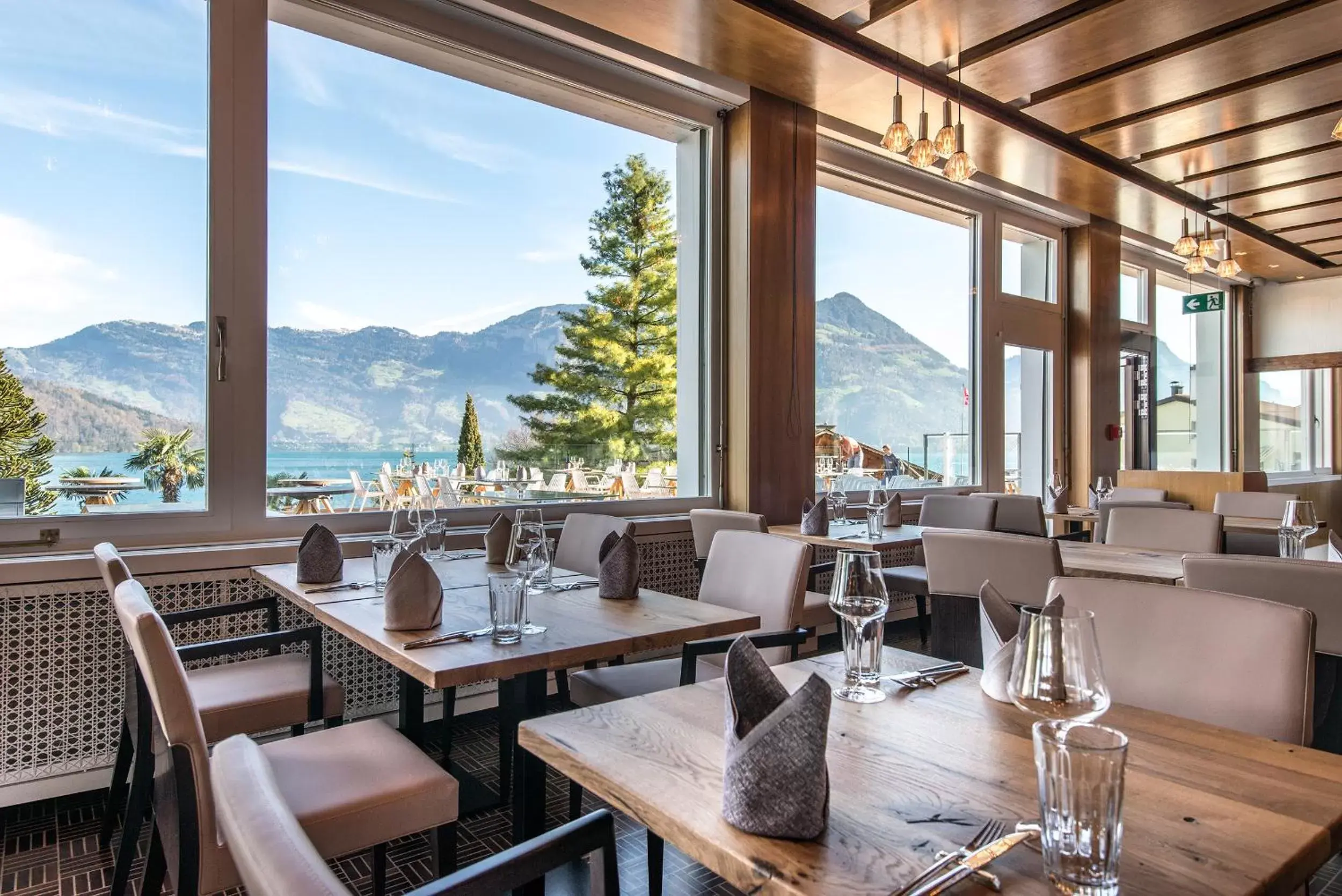 Restaurant/Places to Eat in Seerausch Swiss Quality Hotel