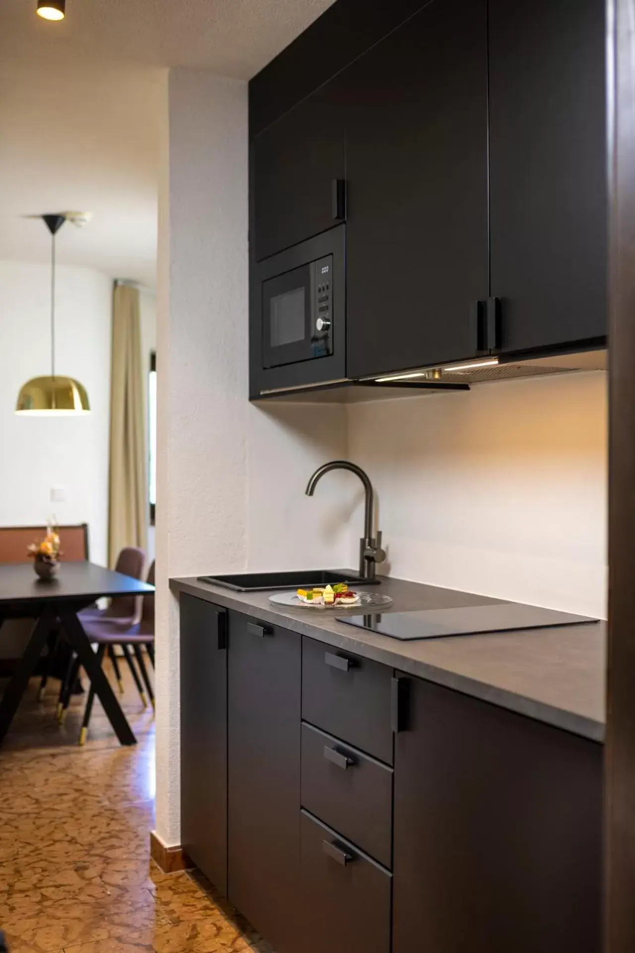 Kitchen or kitchenette, Kitchen/Kitchenette in Hotel Goldried