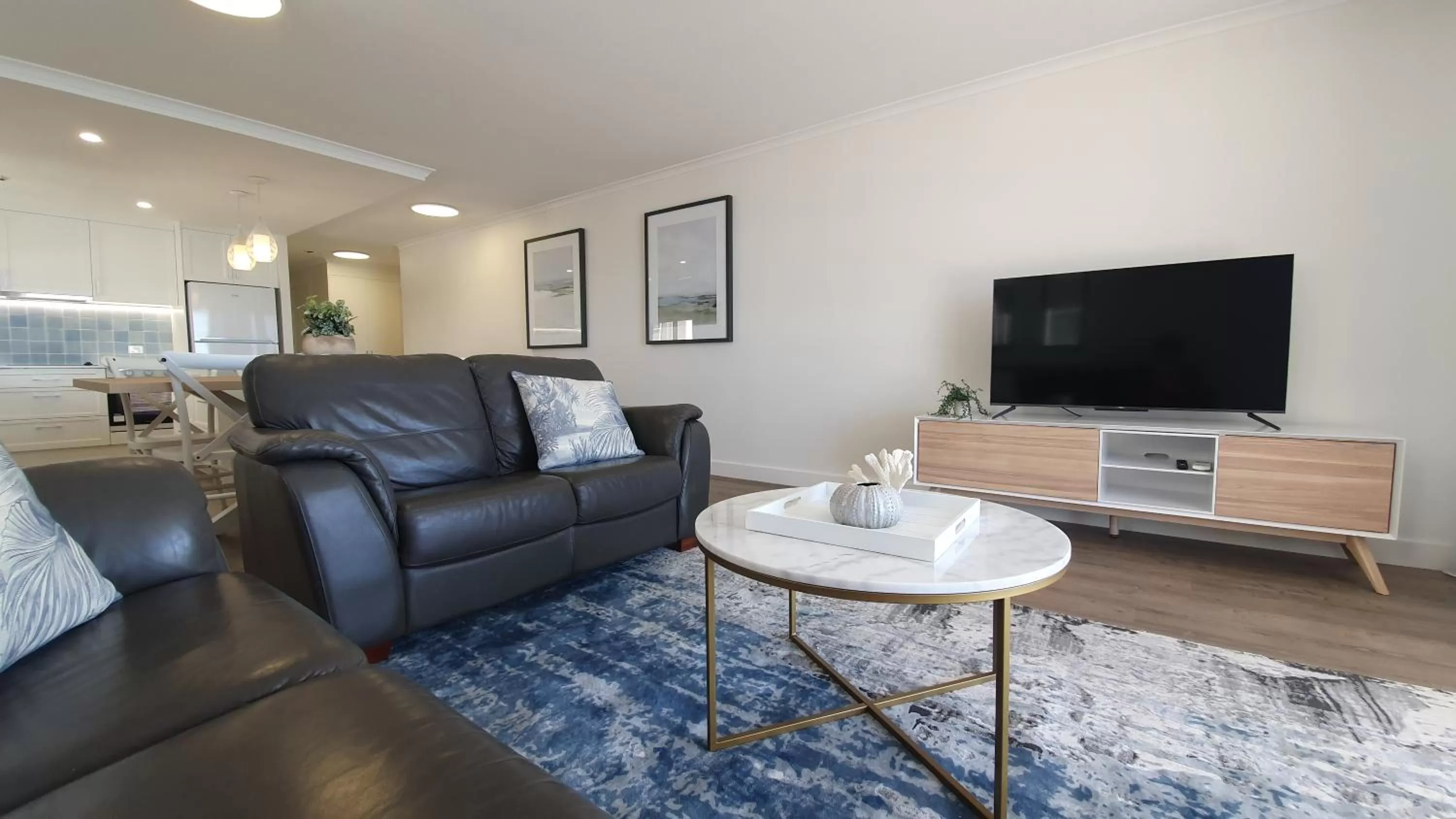 Living room in Pacific Beach Resort