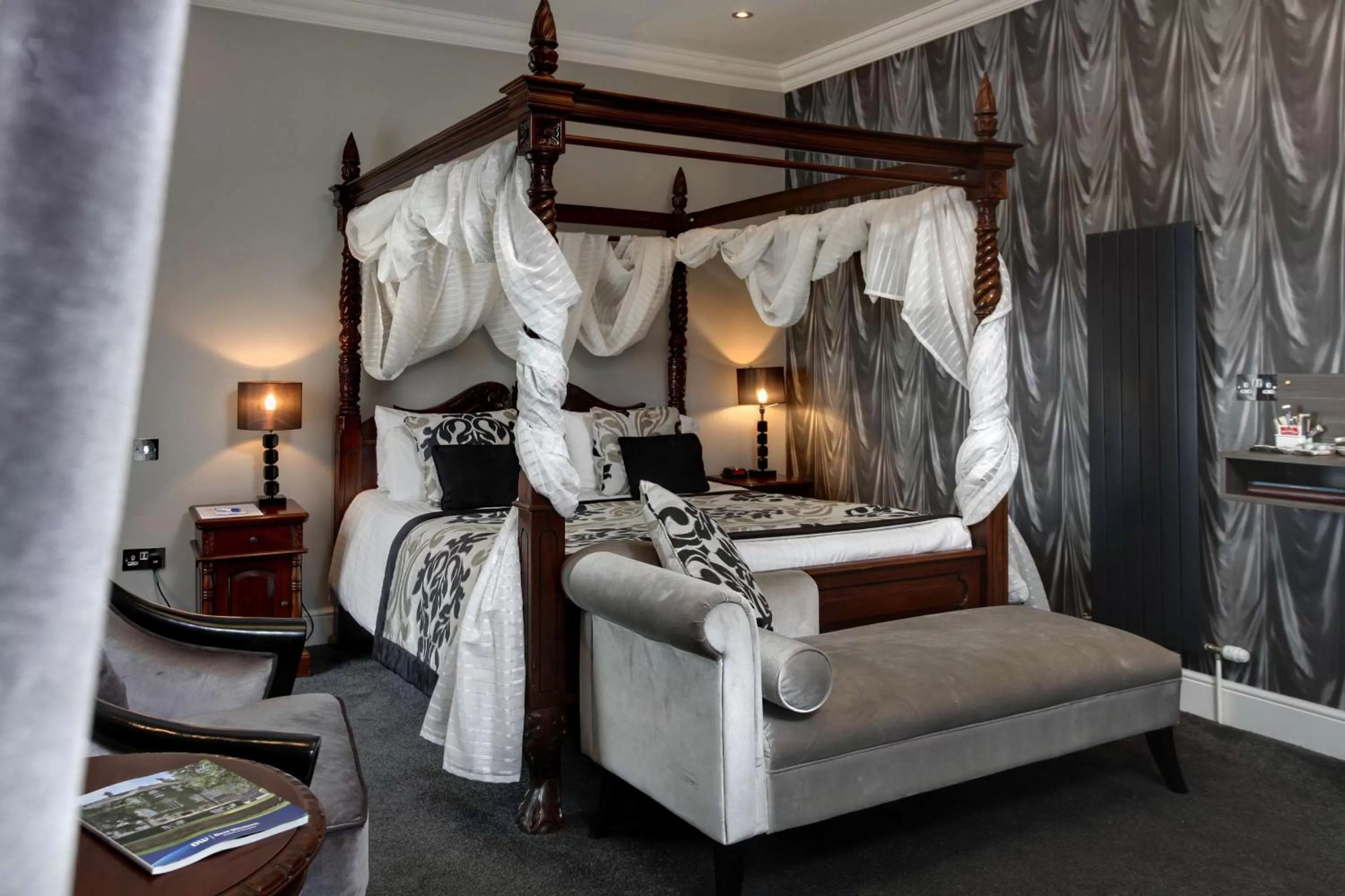 Bedroom, Bed in Dryfesdale Hotel - BW Signature Collection