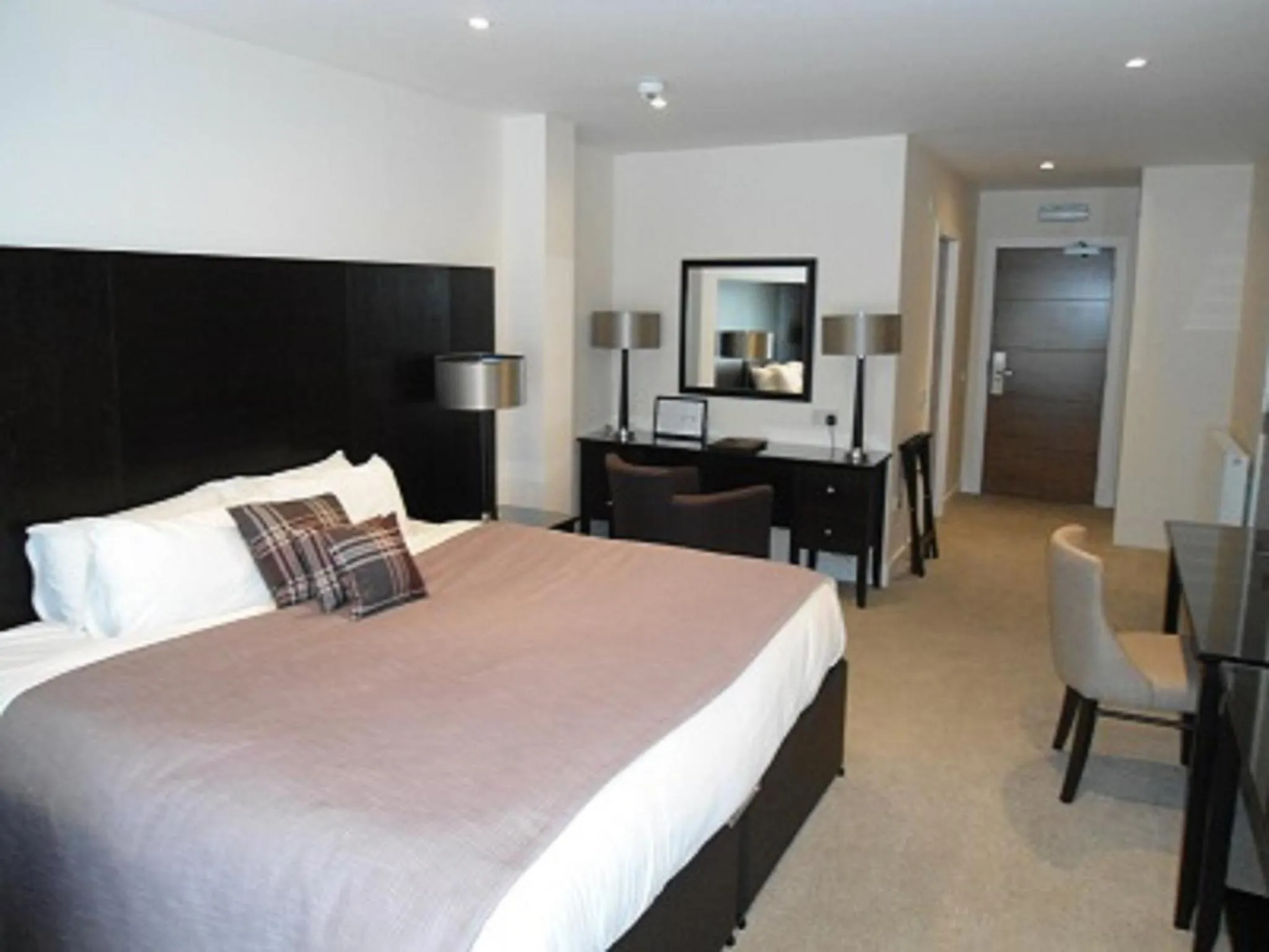 Bedroom, Bed in Links Hotel