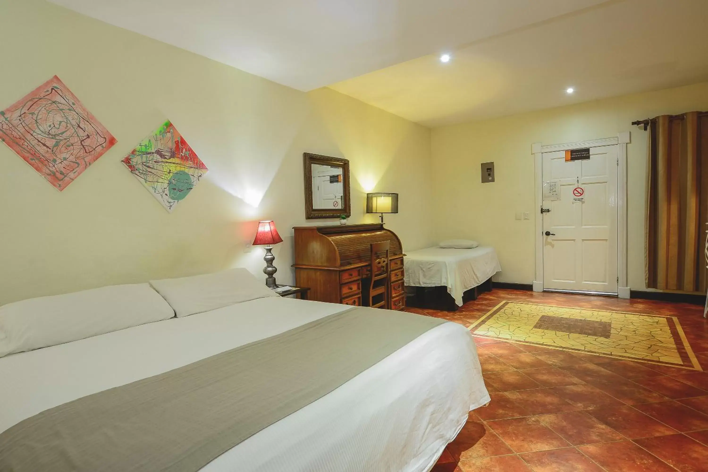 Bedroom, Bed in Hotel Luisiana