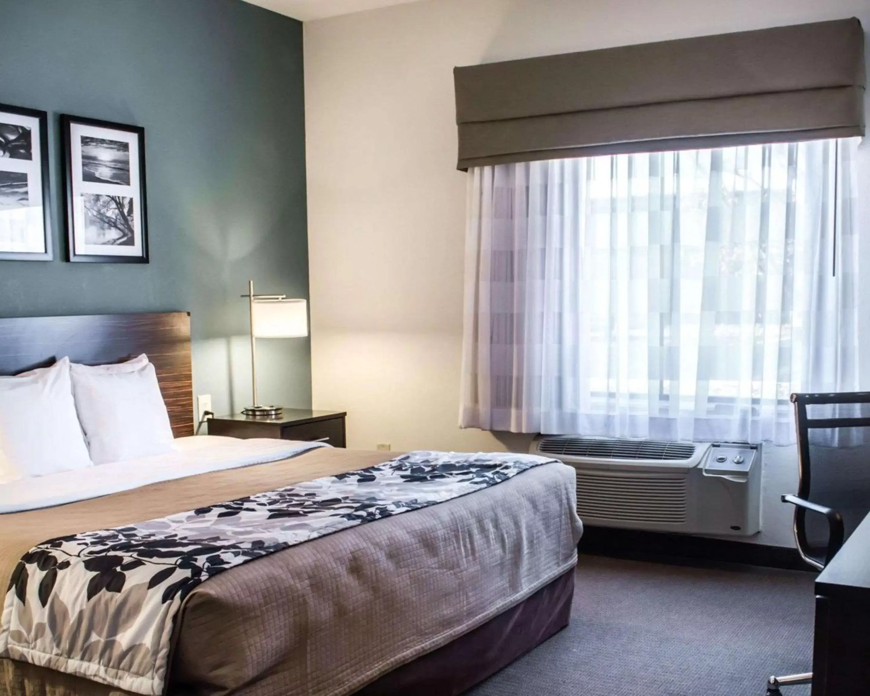 Photo of the whole room, Bed in Sleep Inn & Suites Monticello Photo of the whole room, Bed in Sleep Inn & Suites Monticello