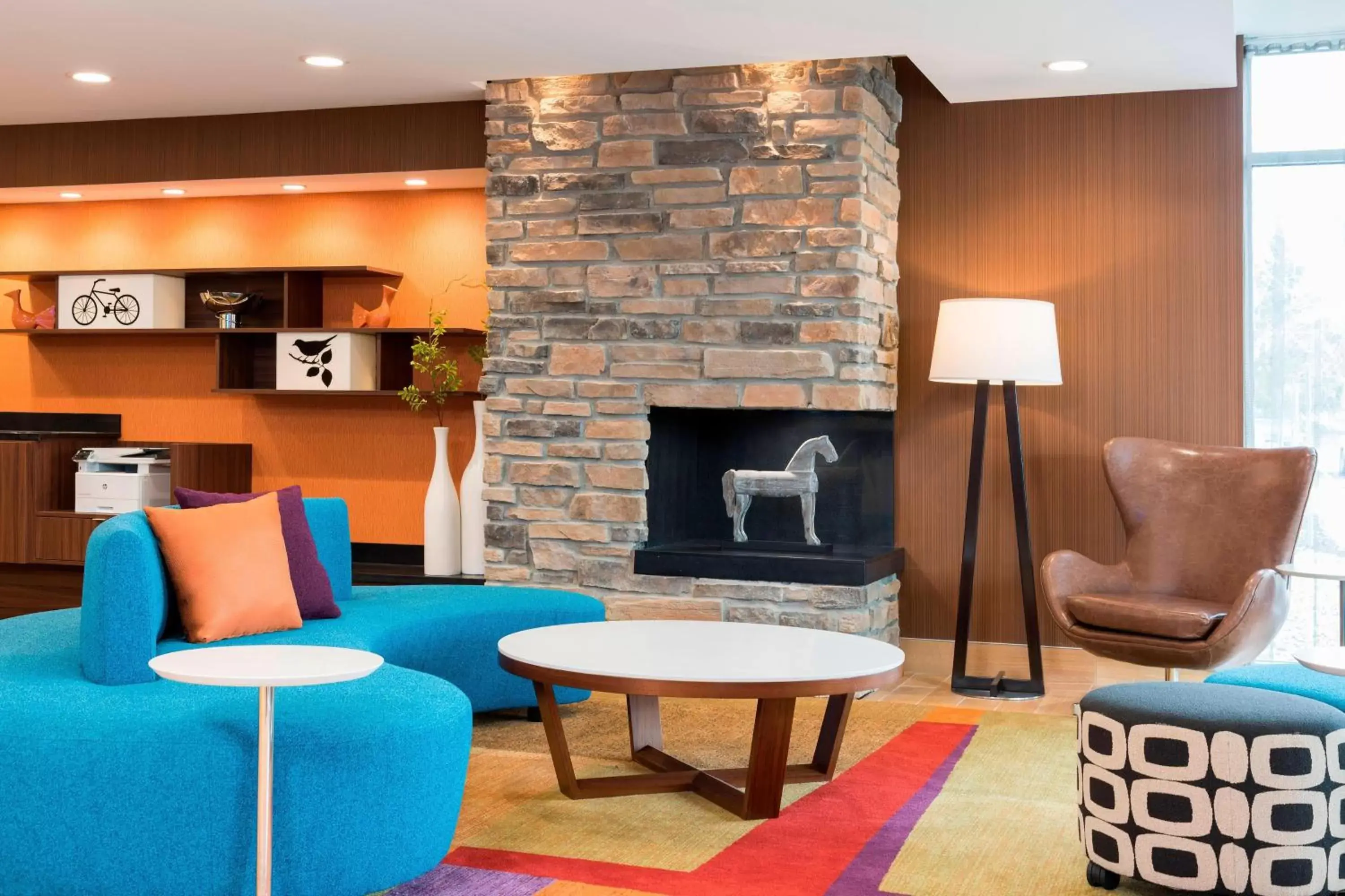 Lobby or reception, Lounge/Bar in Fairfield Inn & Suites by Marriott Medina