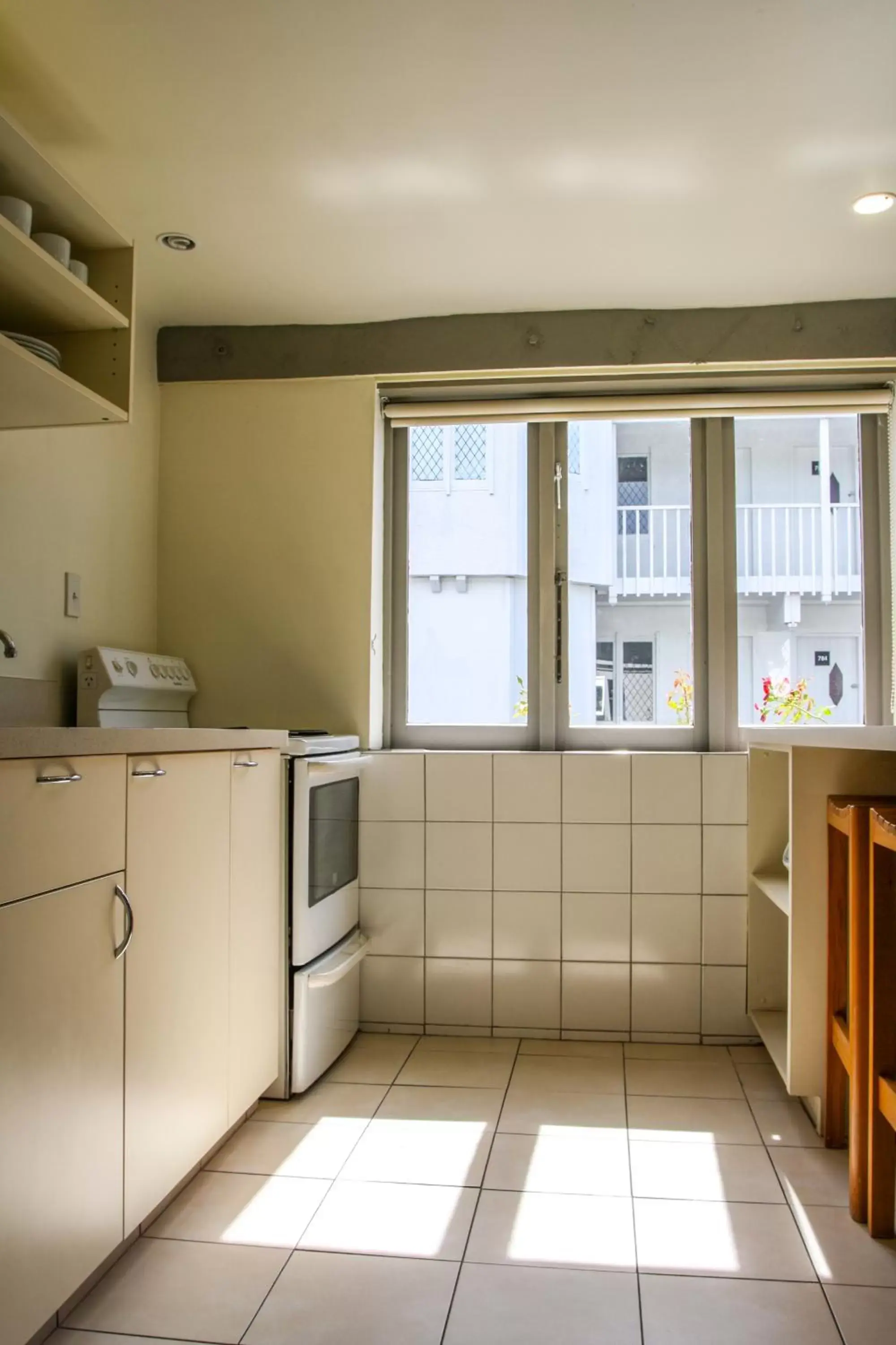 Kitchen or kitchenette, Kitchen/Kitchenette in Camelot Motor Lodge