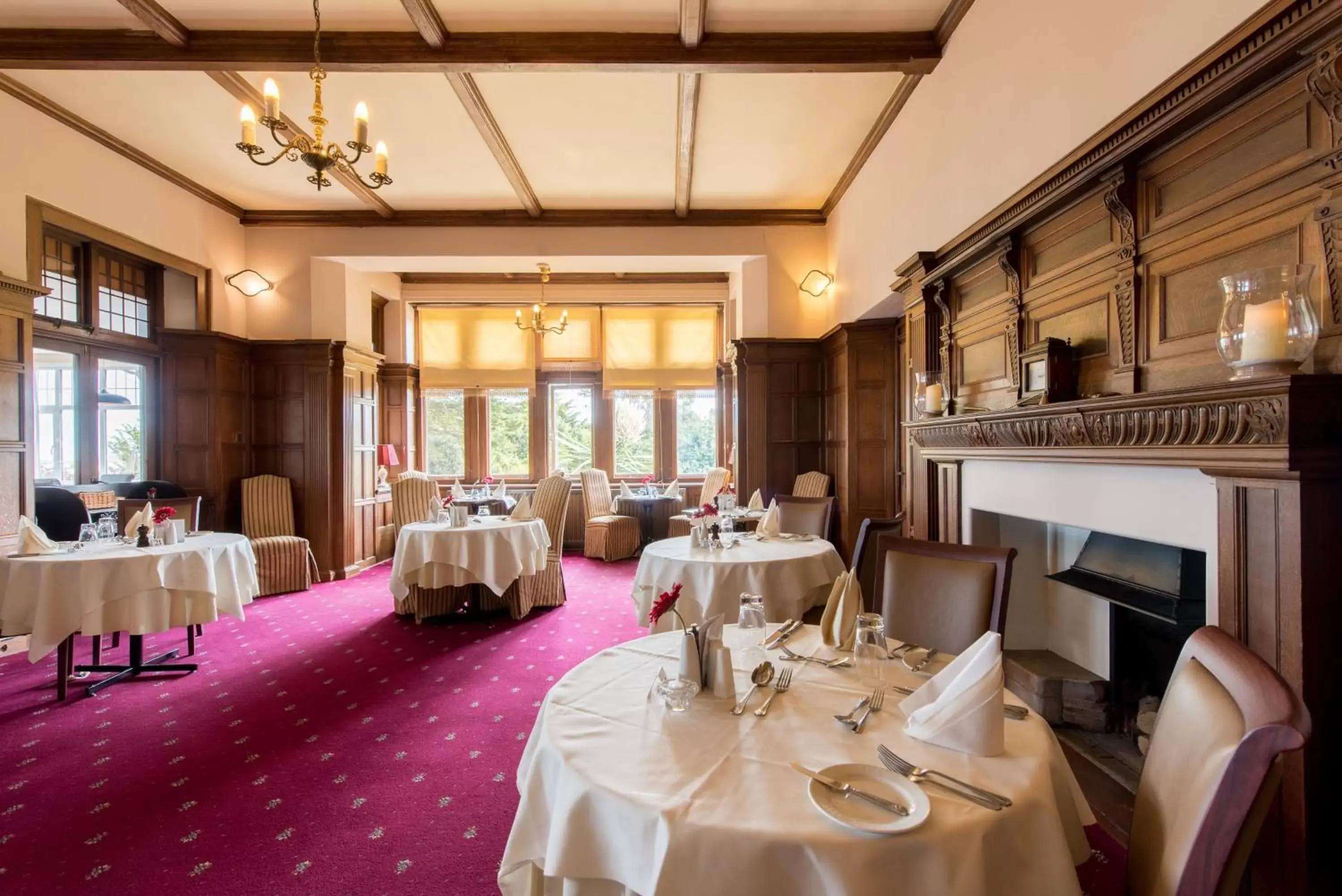 Banquet/Function facilities, Restaurant/Places to Eat in Northfield Hotel