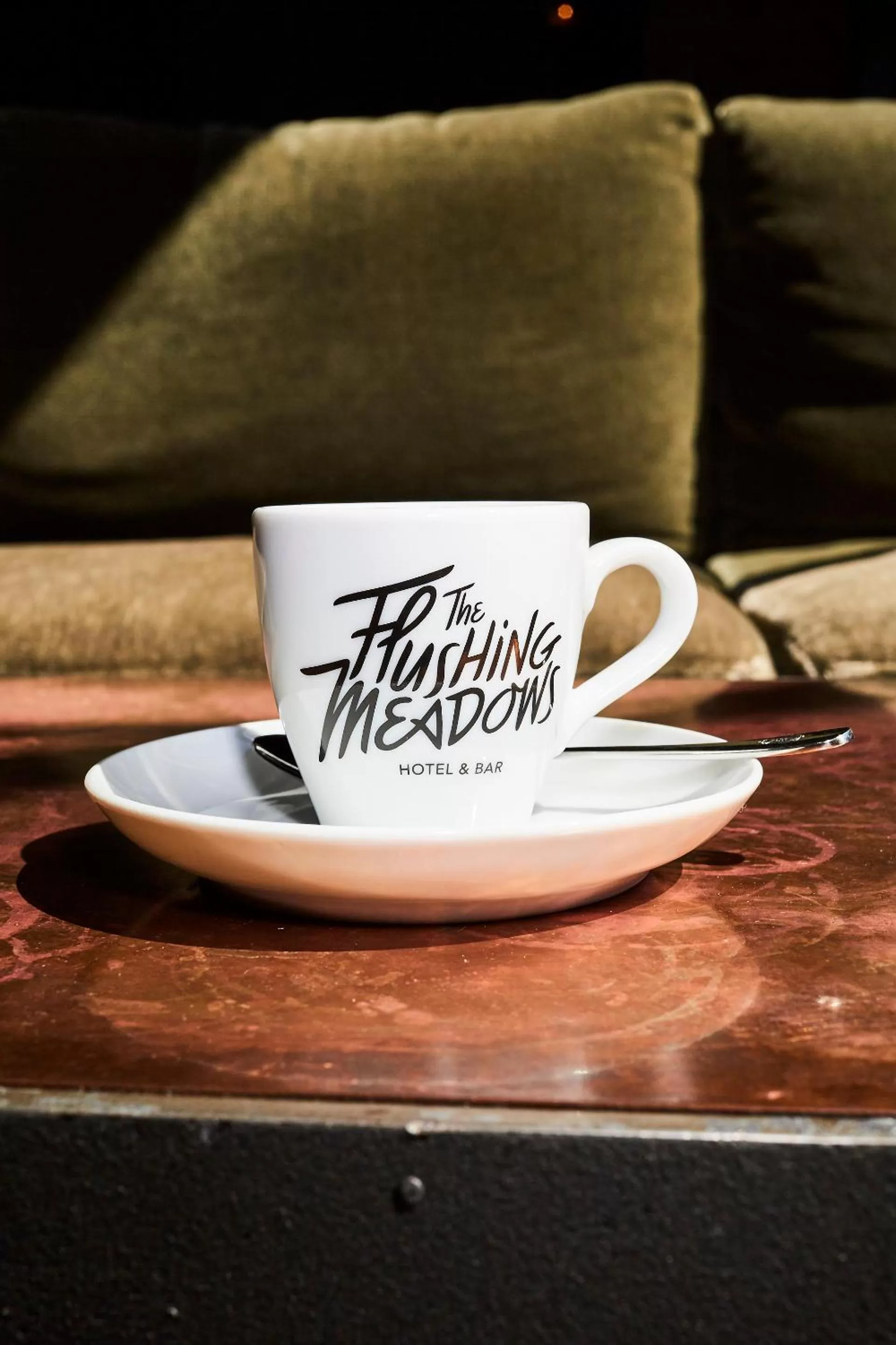 Coffee/tea facilities in The Flushing Meadows Hotel